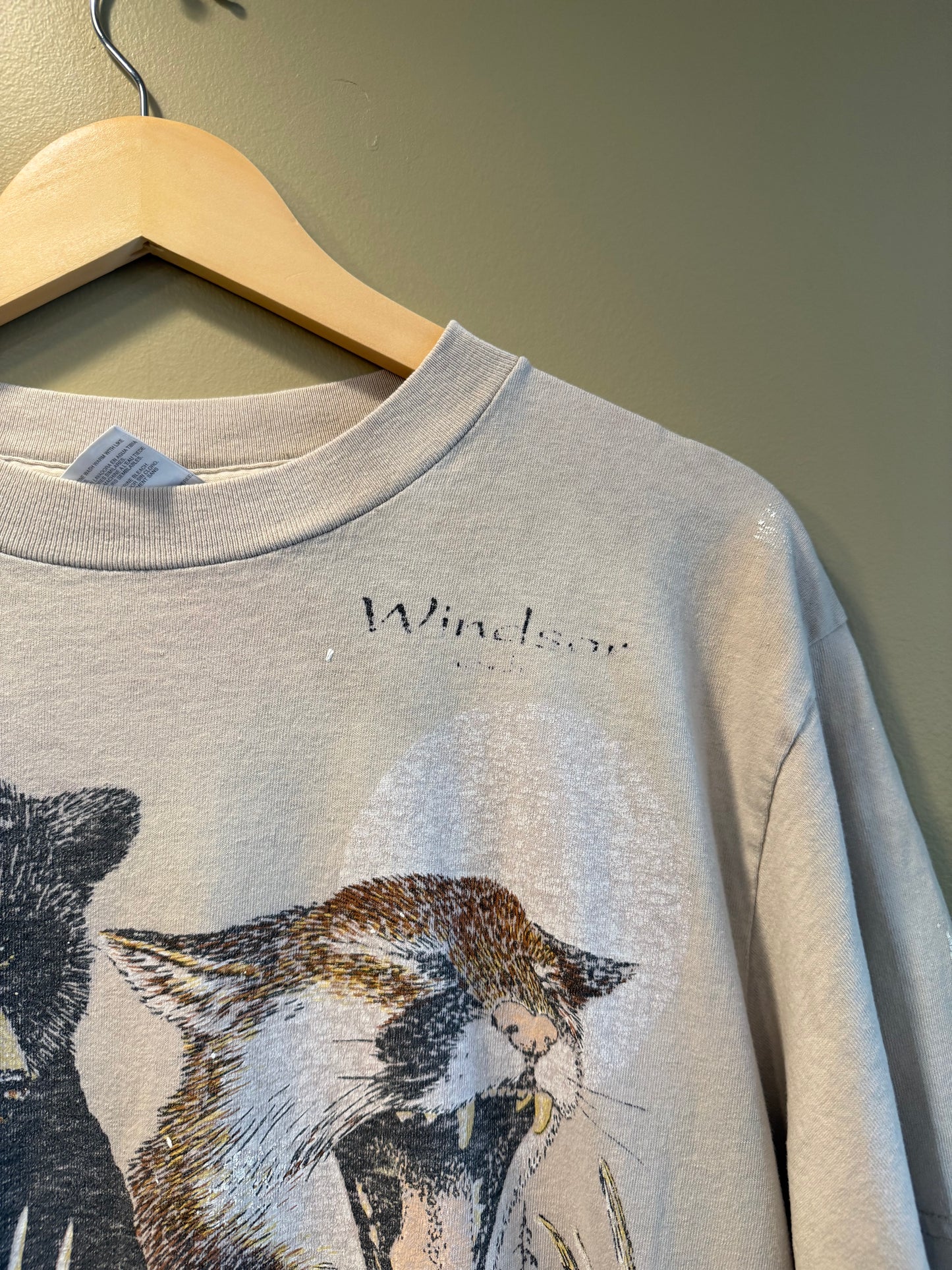 Vintage Windsor Wildlife Nature Distressed T-Shirt- L
