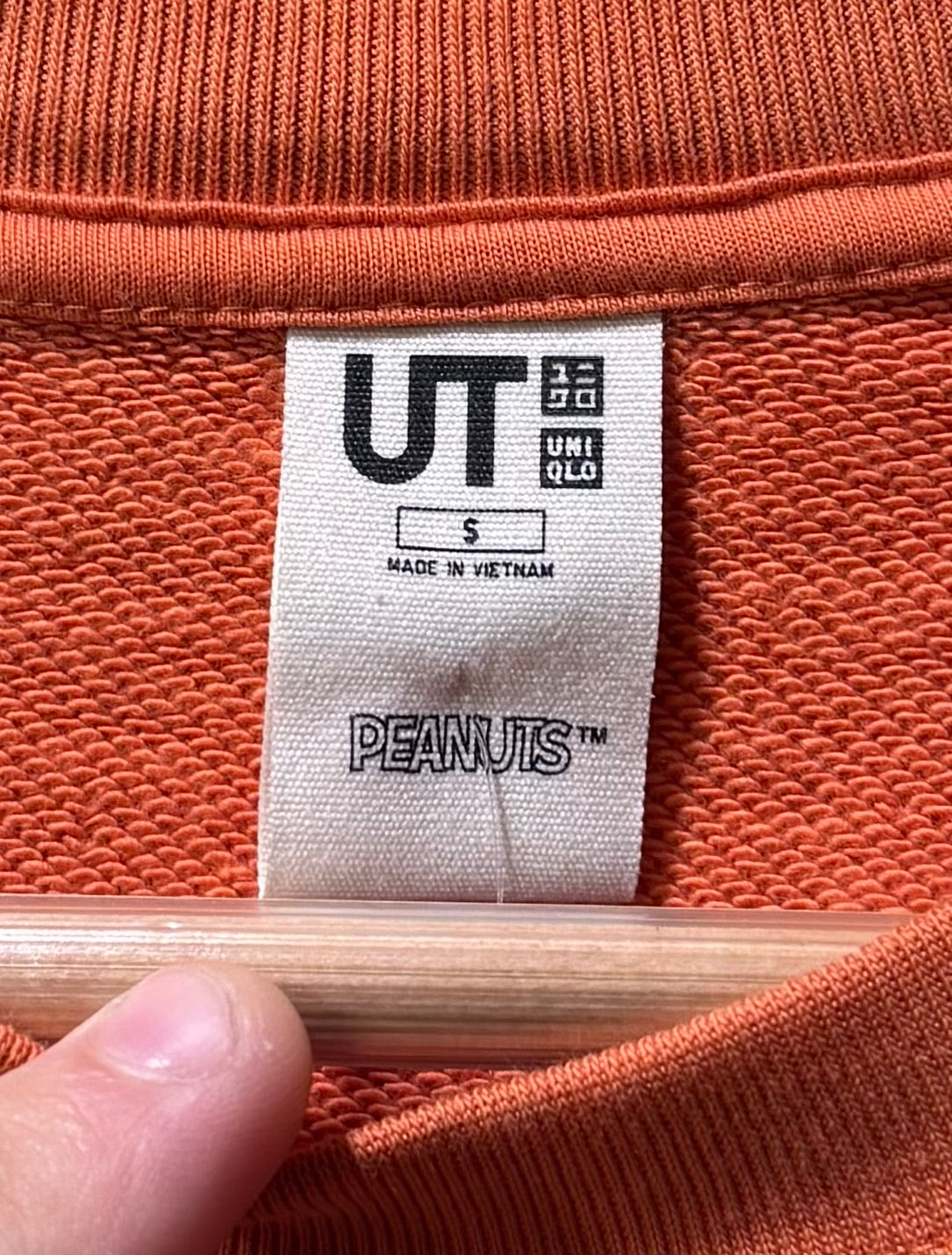 Uniqlo Peanuts 60s Inspired Orange Hapiness Is A Warm Puppy Crewneck Sweatshirt- S