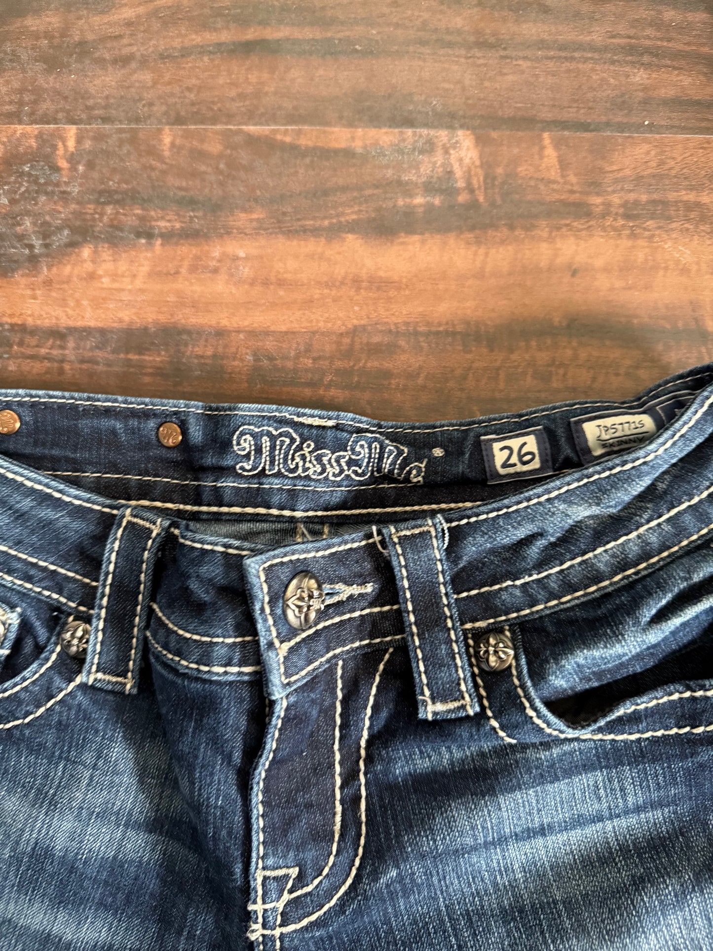 Vintage Y2K Miss Me Women’s Emblem Skinny Fit Jeans- 26x29