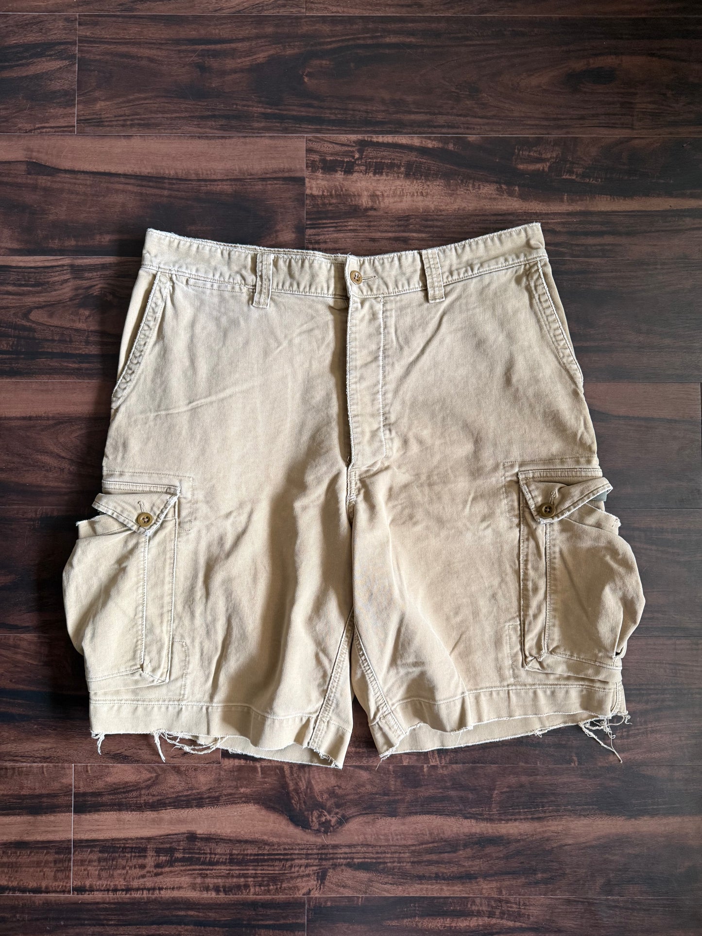 Vintage Abercrombie & Fitch Tan Cotton Canvas Baggy Fit Cargo Shorts- 38