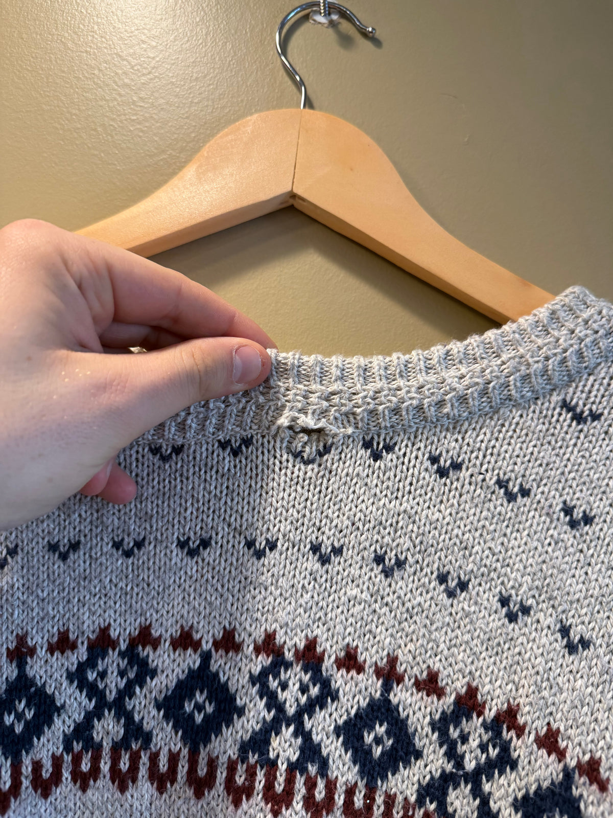 Vintage St. John’s Bay White Patterned Sweater- XL