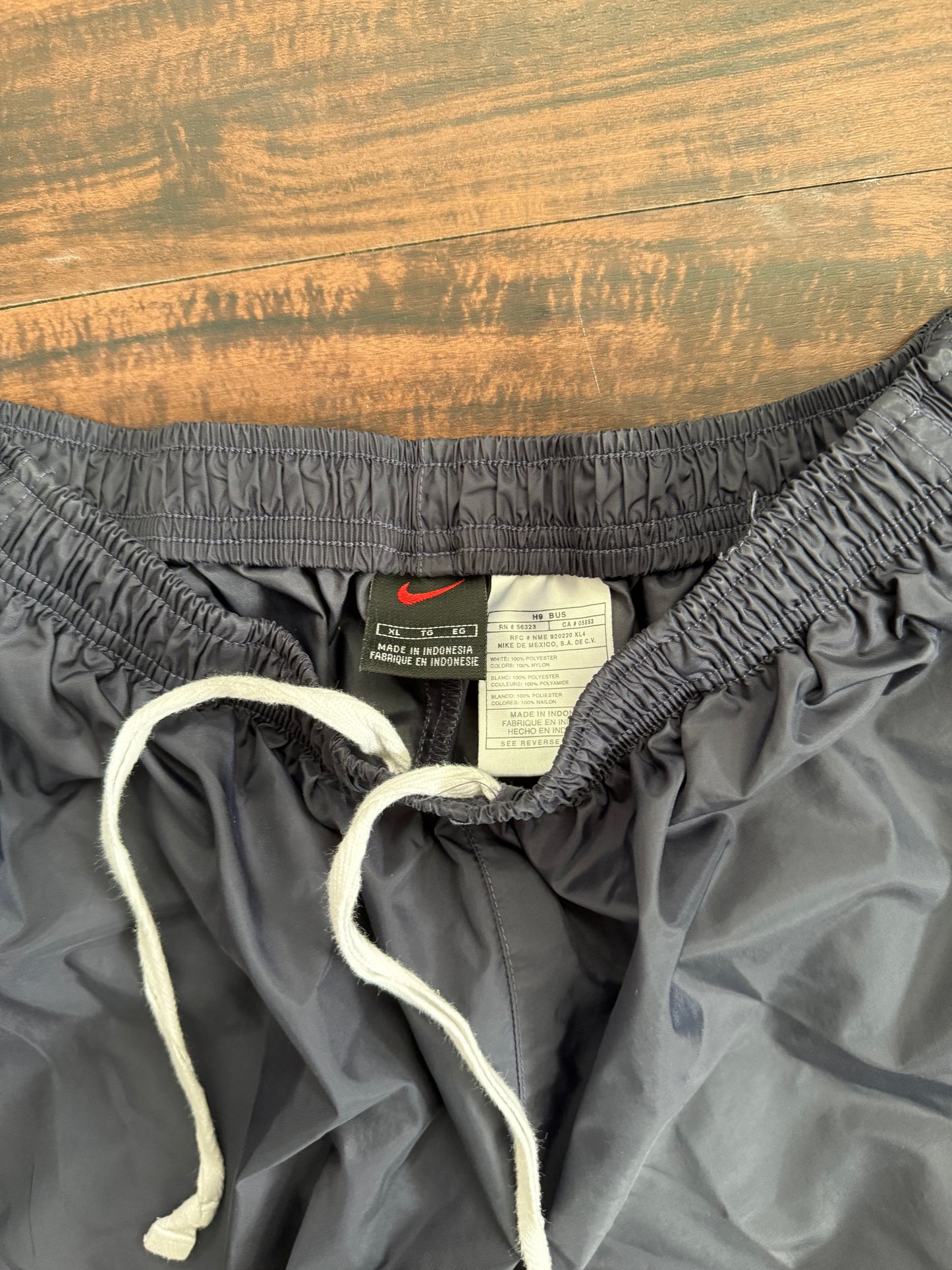 Vintage Nike Y2K Dark Gray Track Joggers- 32x31