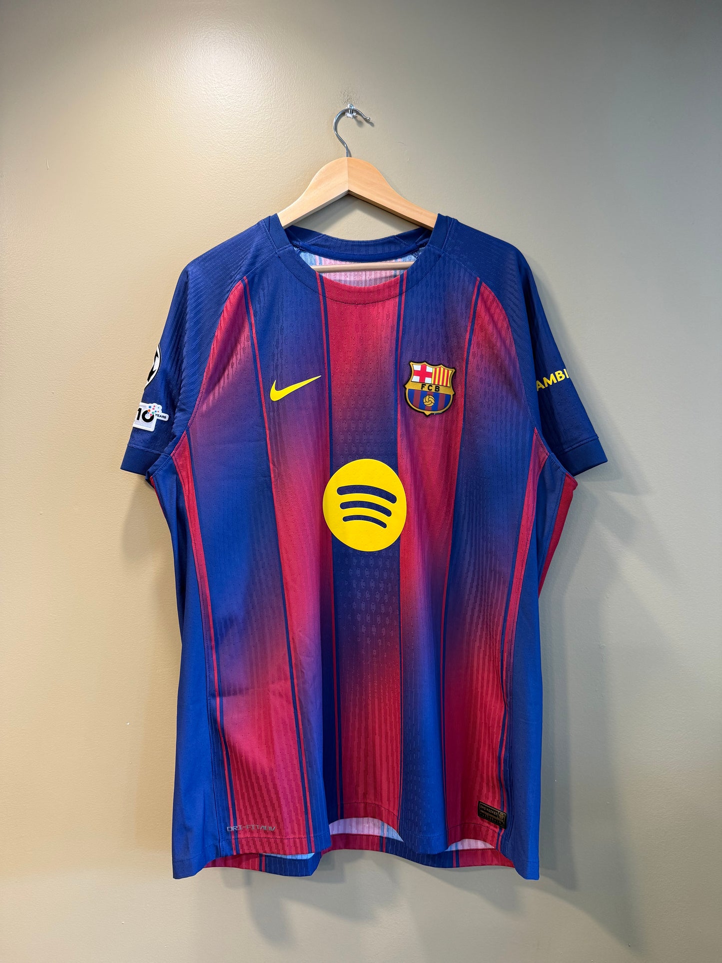 Nike 25/26 Authentic FC Barcelona Lamine Yamal EUFA & Champions League Patch Home Football Soccer Jersey- XL