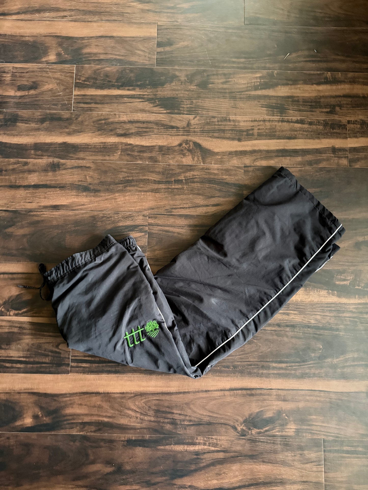 The Thrifting Tree Black Track Pants- XL