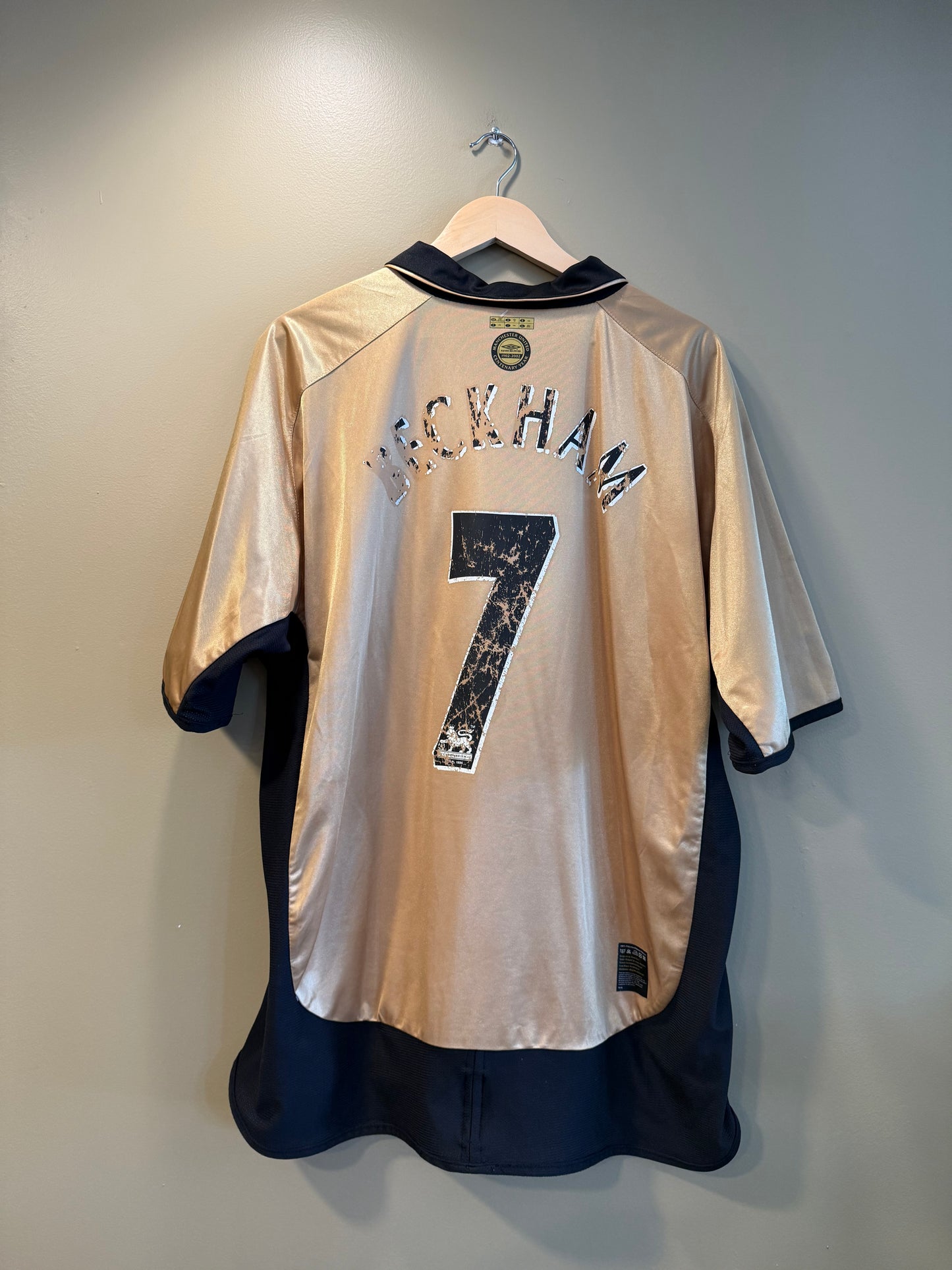 Vintage 02 Manchester United David Beckham Centenary Reversible Jersey- XL