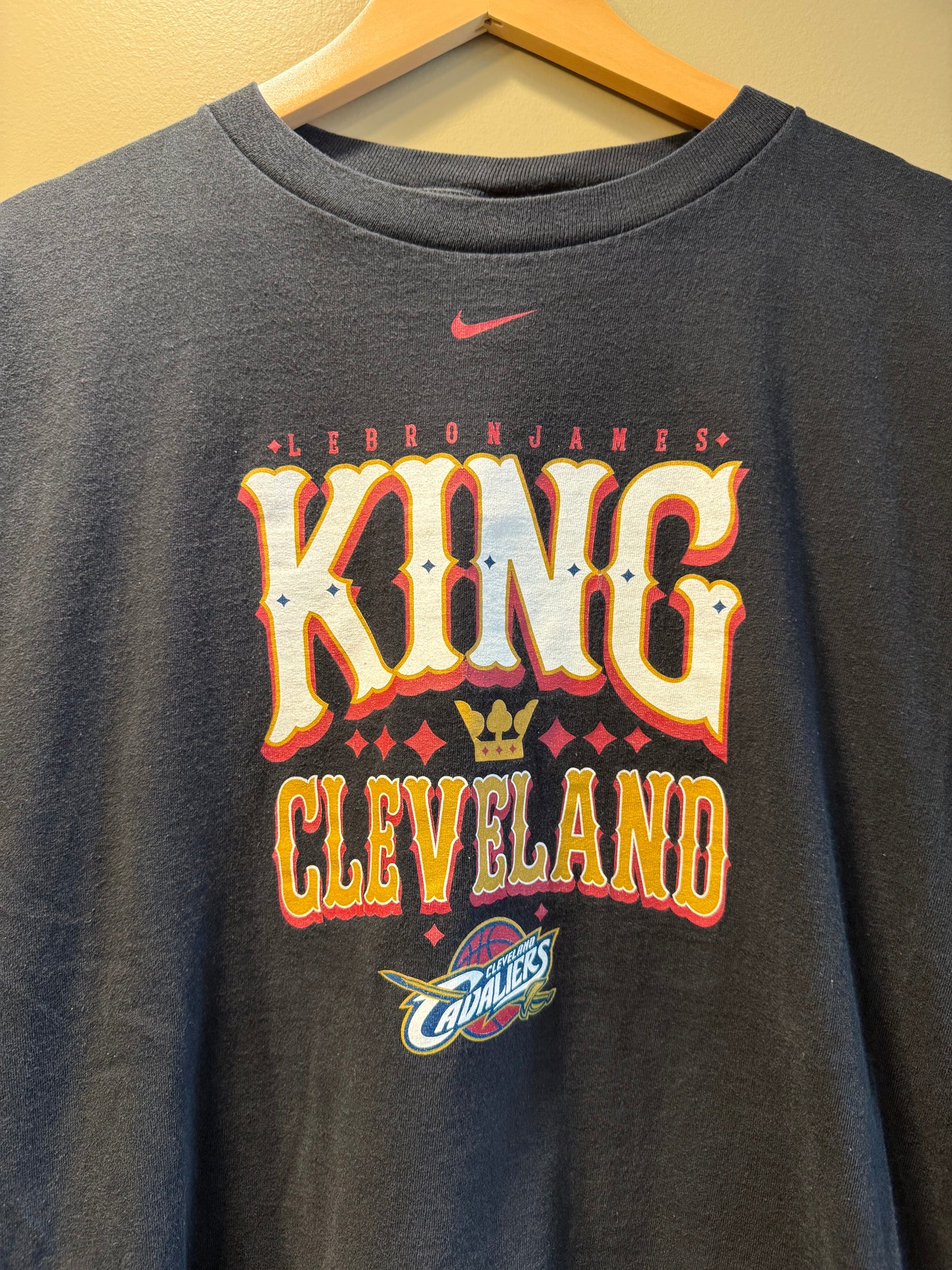 Vintage Nike LeBron James Cleveland Cavaliers King of Cleveland T-Shirt- L