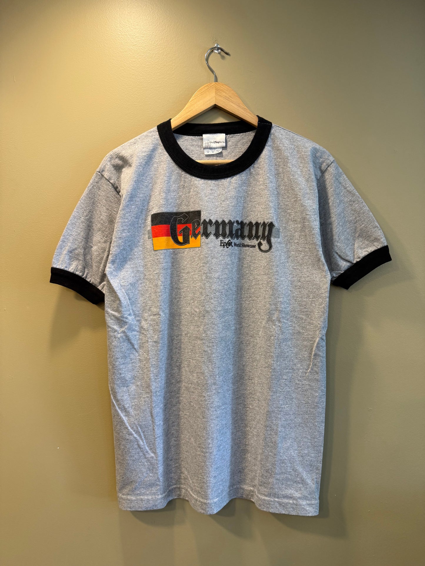 Vintage Disney Germany Epcot Ringer T-Shirt- M