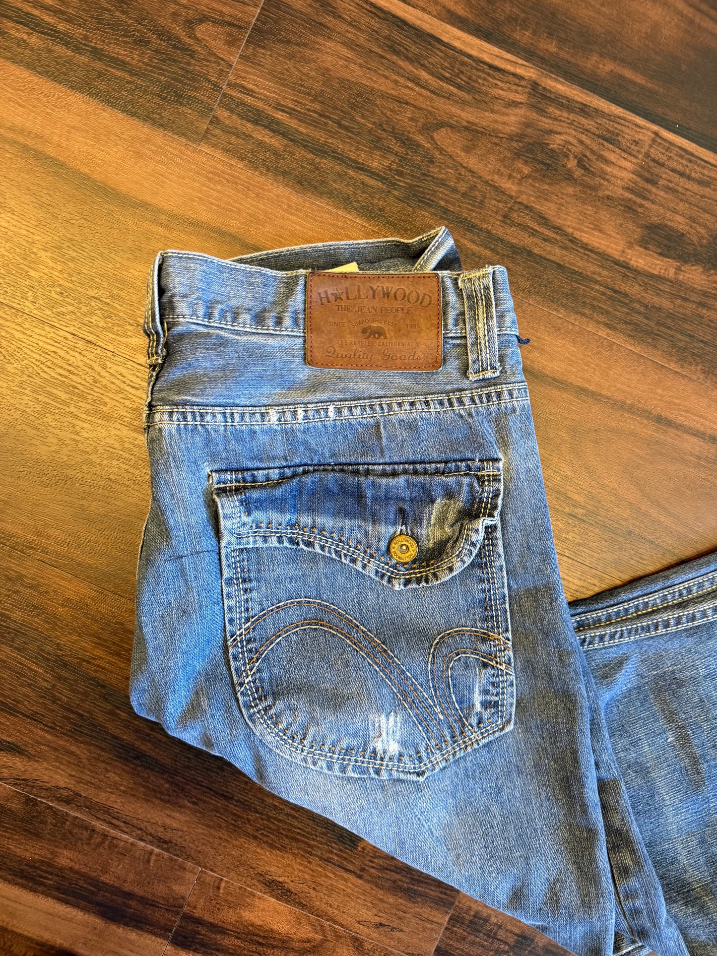 Vintage Hollywood Streetwear Boot Cut Distressed Jeans- 36x32