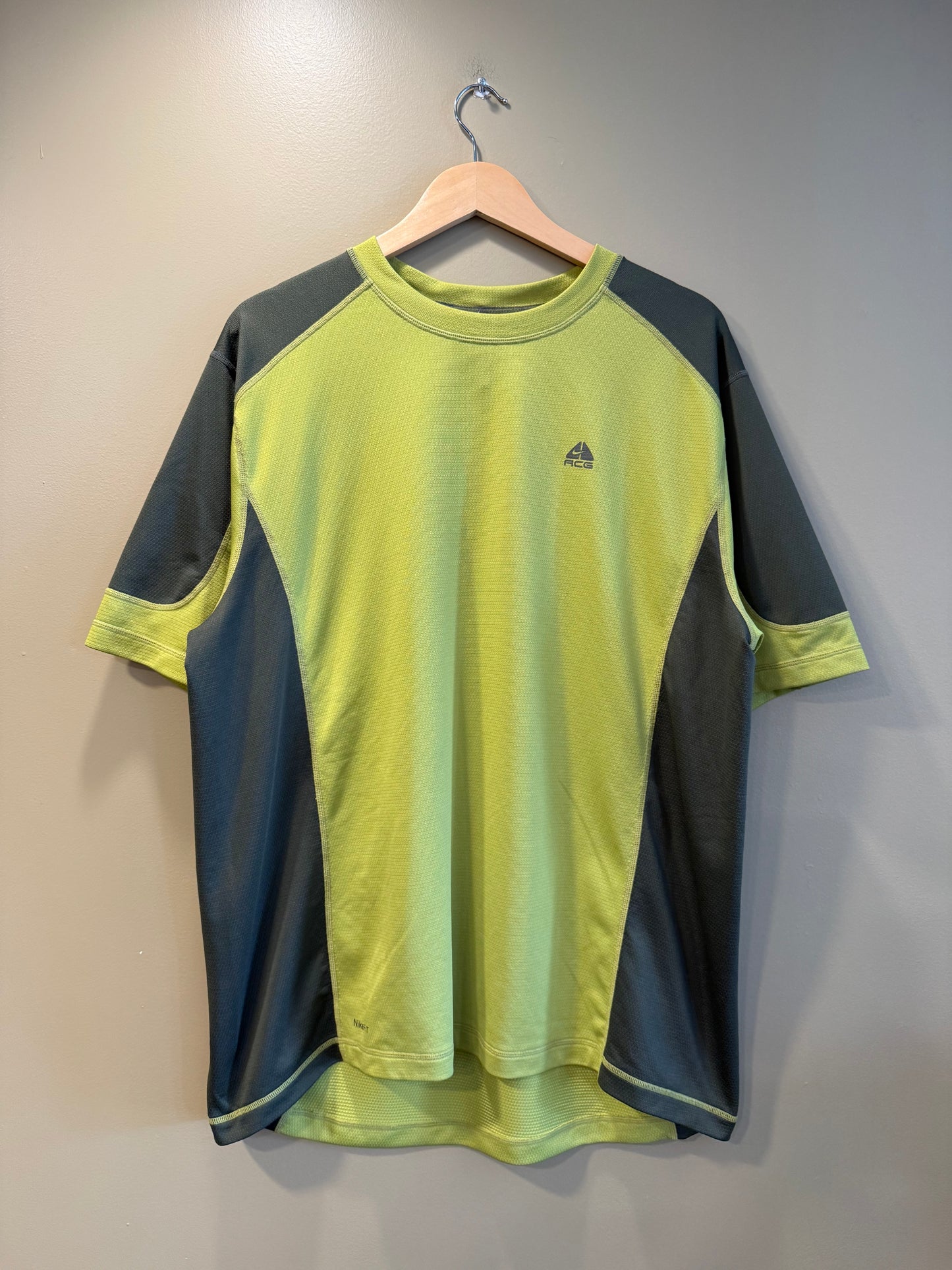 Vintage Nike ACG Green Athletic T-Shirt- XL