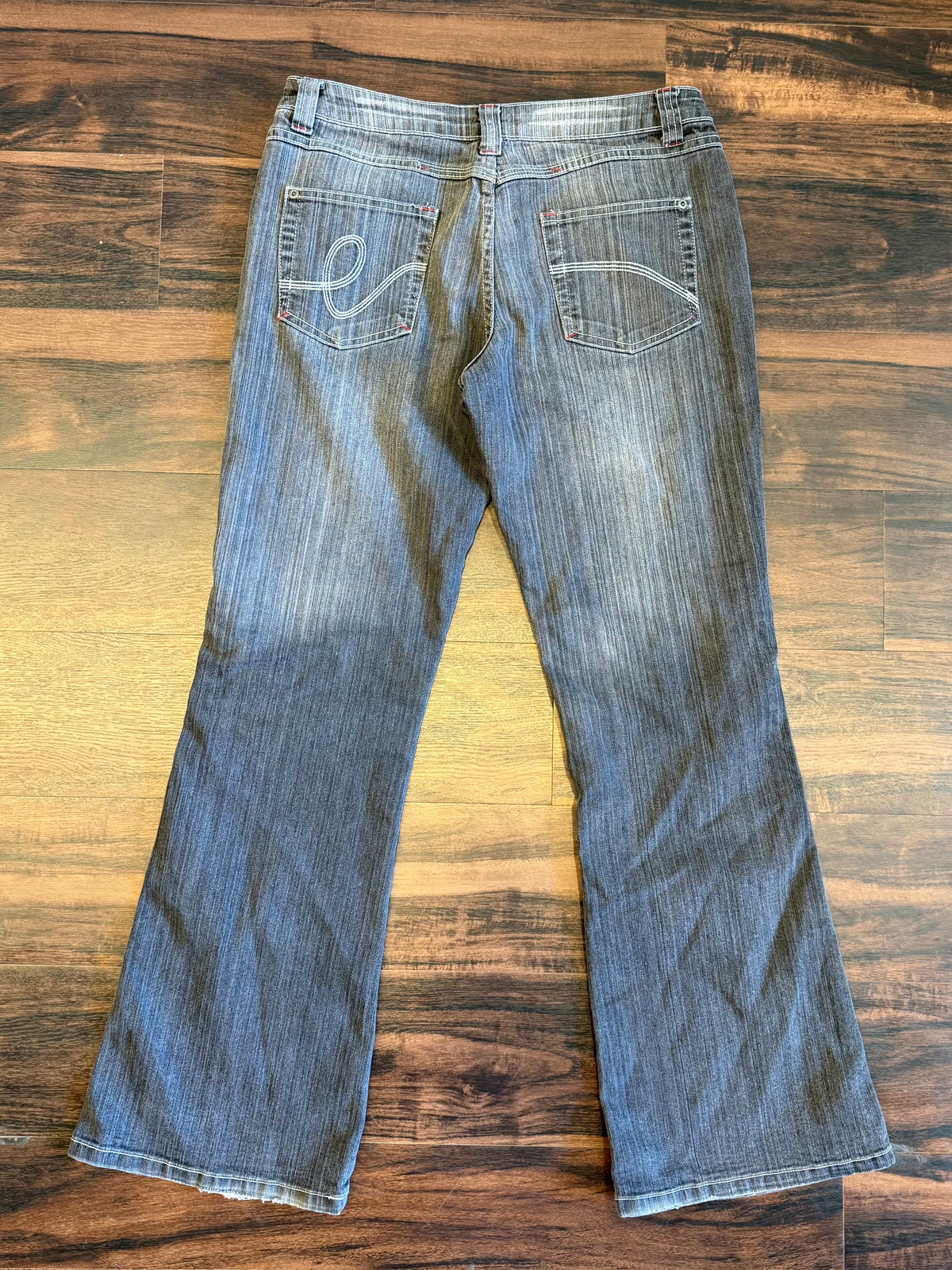 Vintage Lady ENYCE Black Flared Low Rise Jeans- 32x32