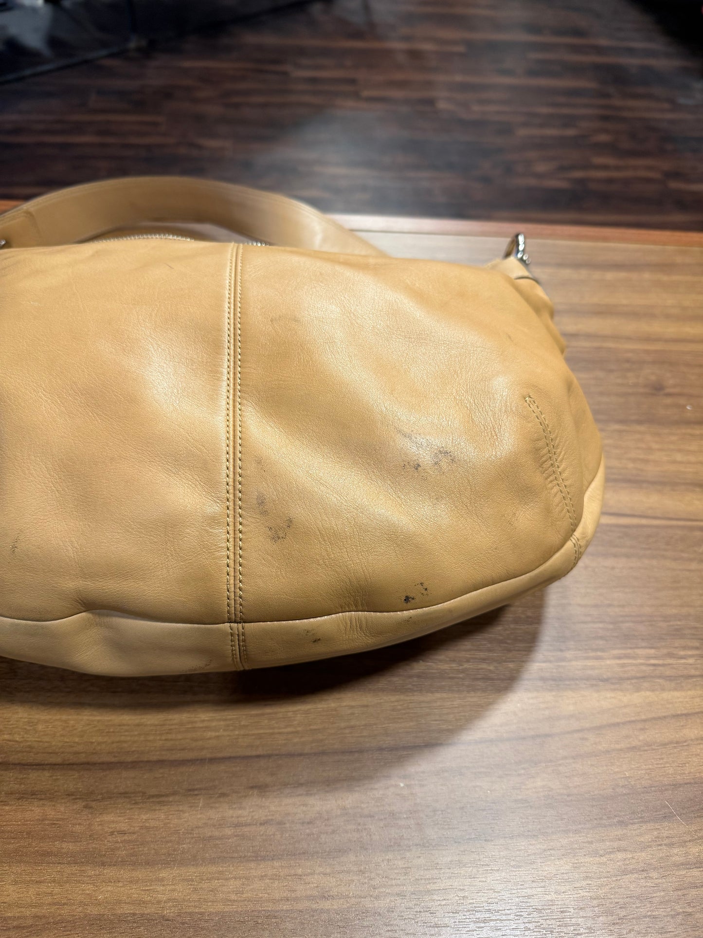 Vintage Coach Leather Tan Buttery Soft Hobo Bag Purse