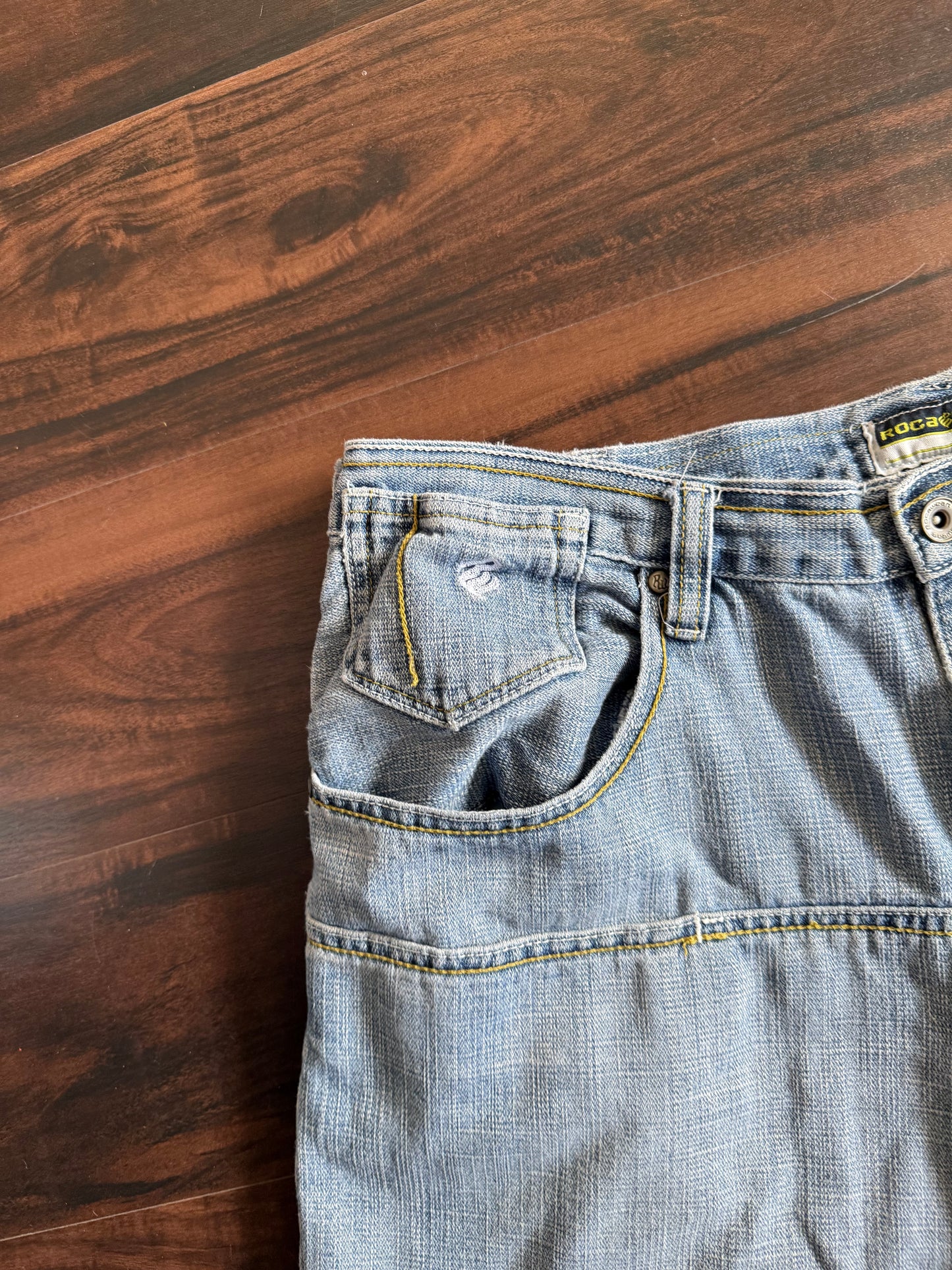 Vintage Y2K Rocawear Light Wash Denim Jean Shorts- 36