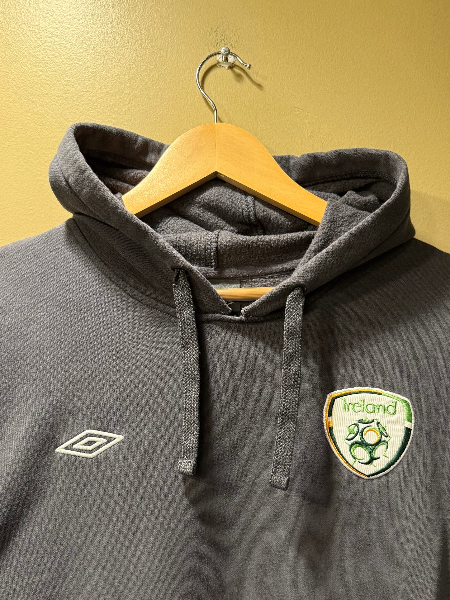 Vintage Ireland National Soccer Team Umbro Hoodie Sweatshirt- XL