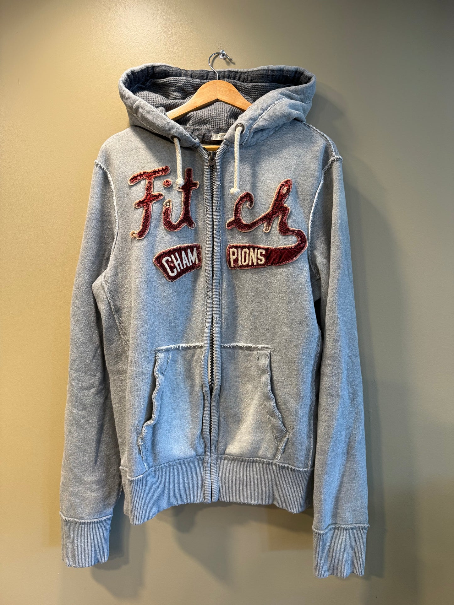 Vintage Y2K Abercrombie & Fitch Gray & Maroon Appliqué Zip-Up Hoodie Sweatshirt- L