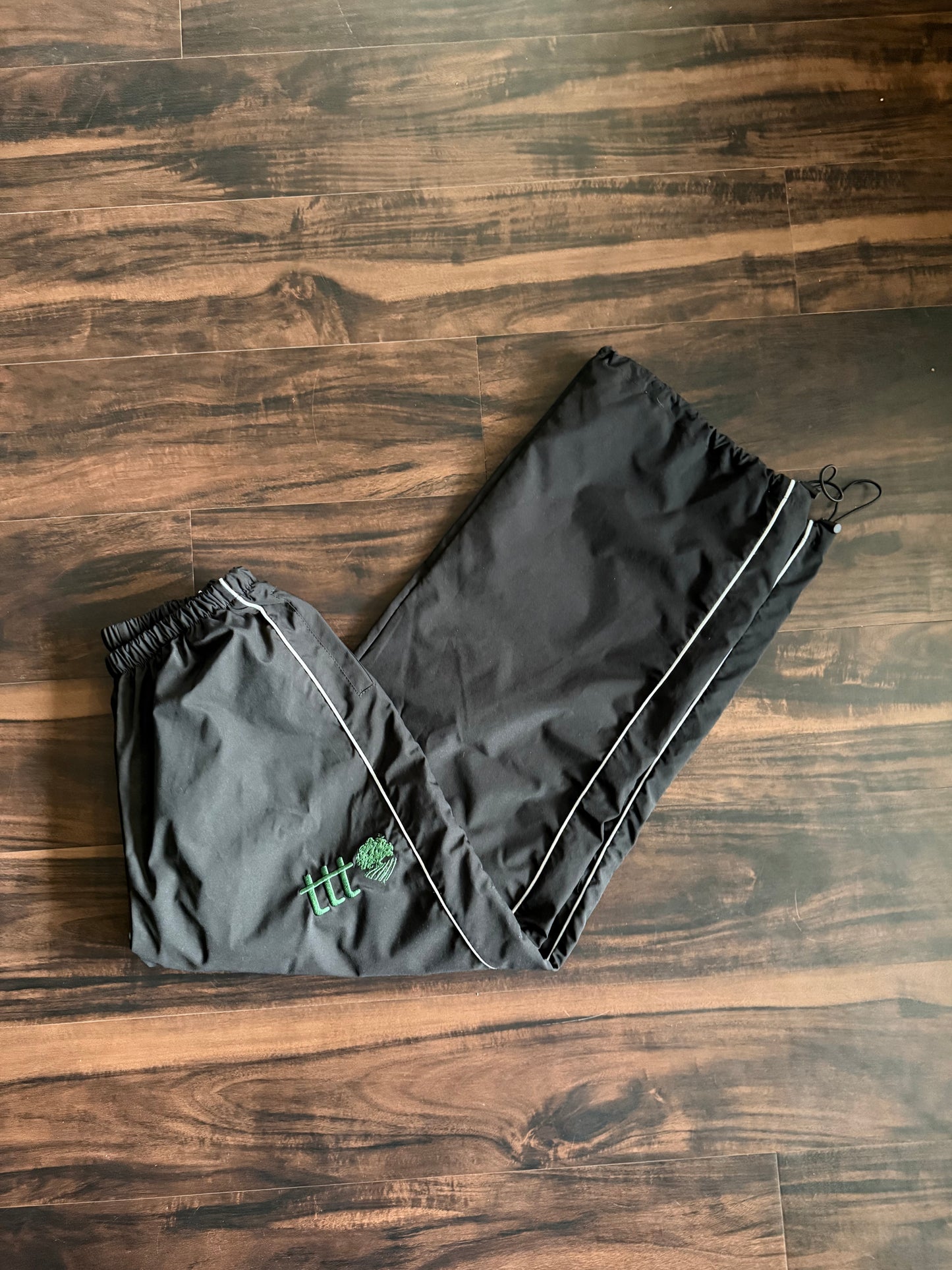 The Thrifting Tree Black Track Pants- S
