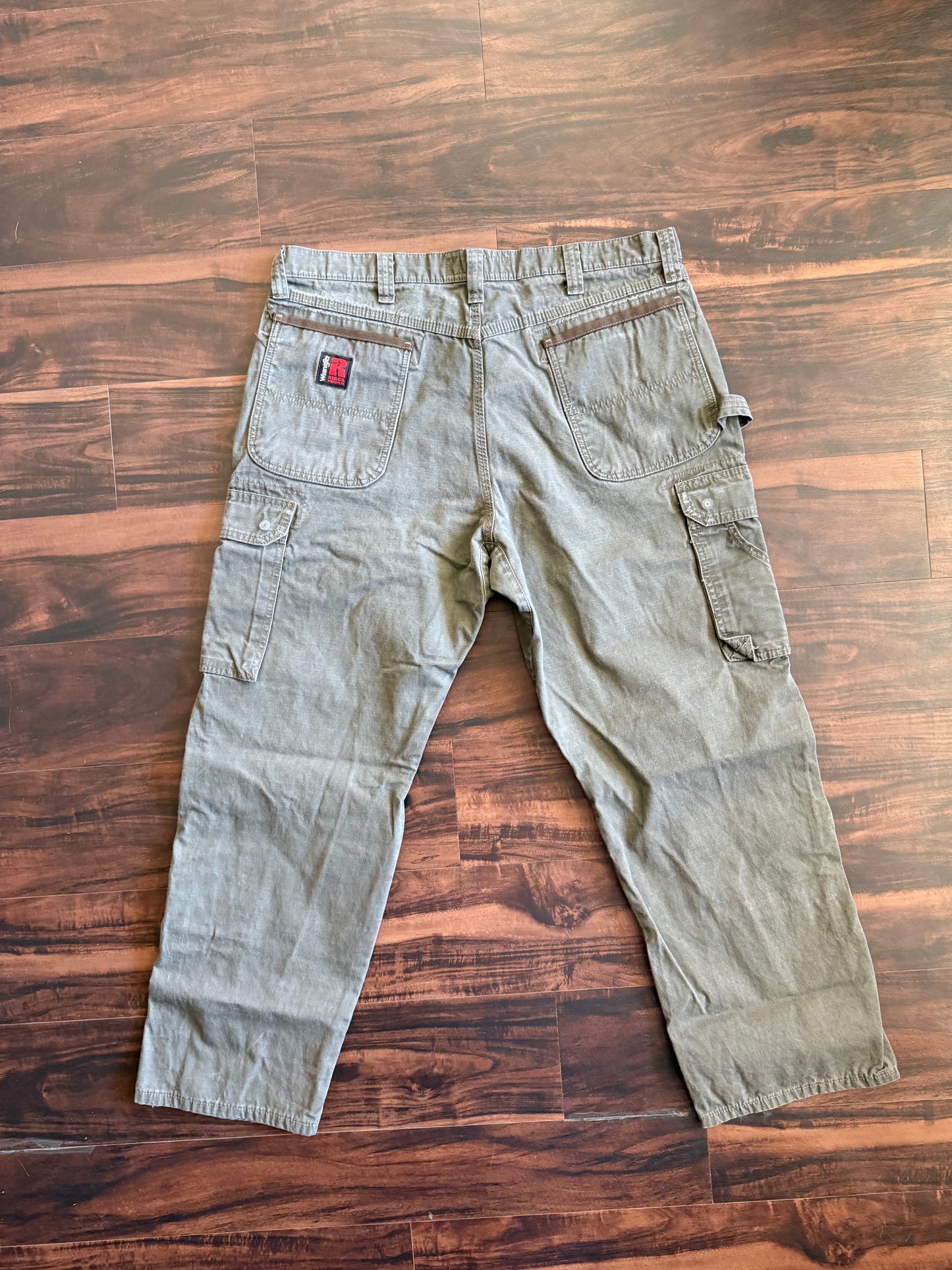 Vintage Wrangler Riggs Olive Green Workwear Pants 38x31