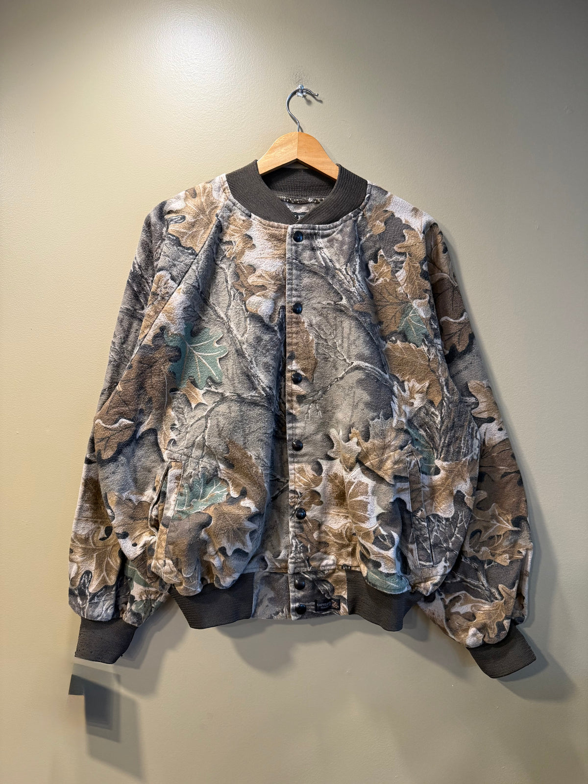 Vintage Rattlers Tree Camo Button-Up Bomber Jacket- L