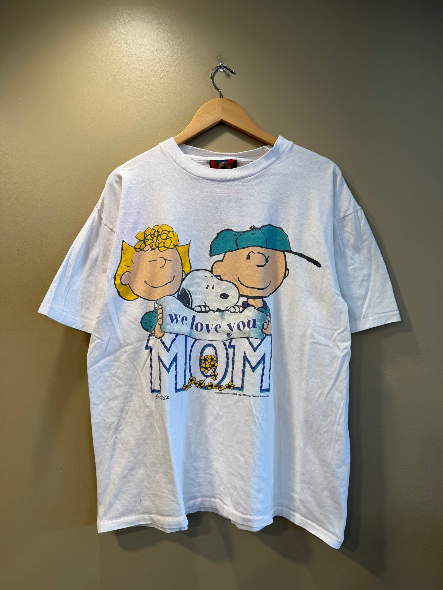 Vintage Peanuts Snoopy Mom T-Shirt- XL