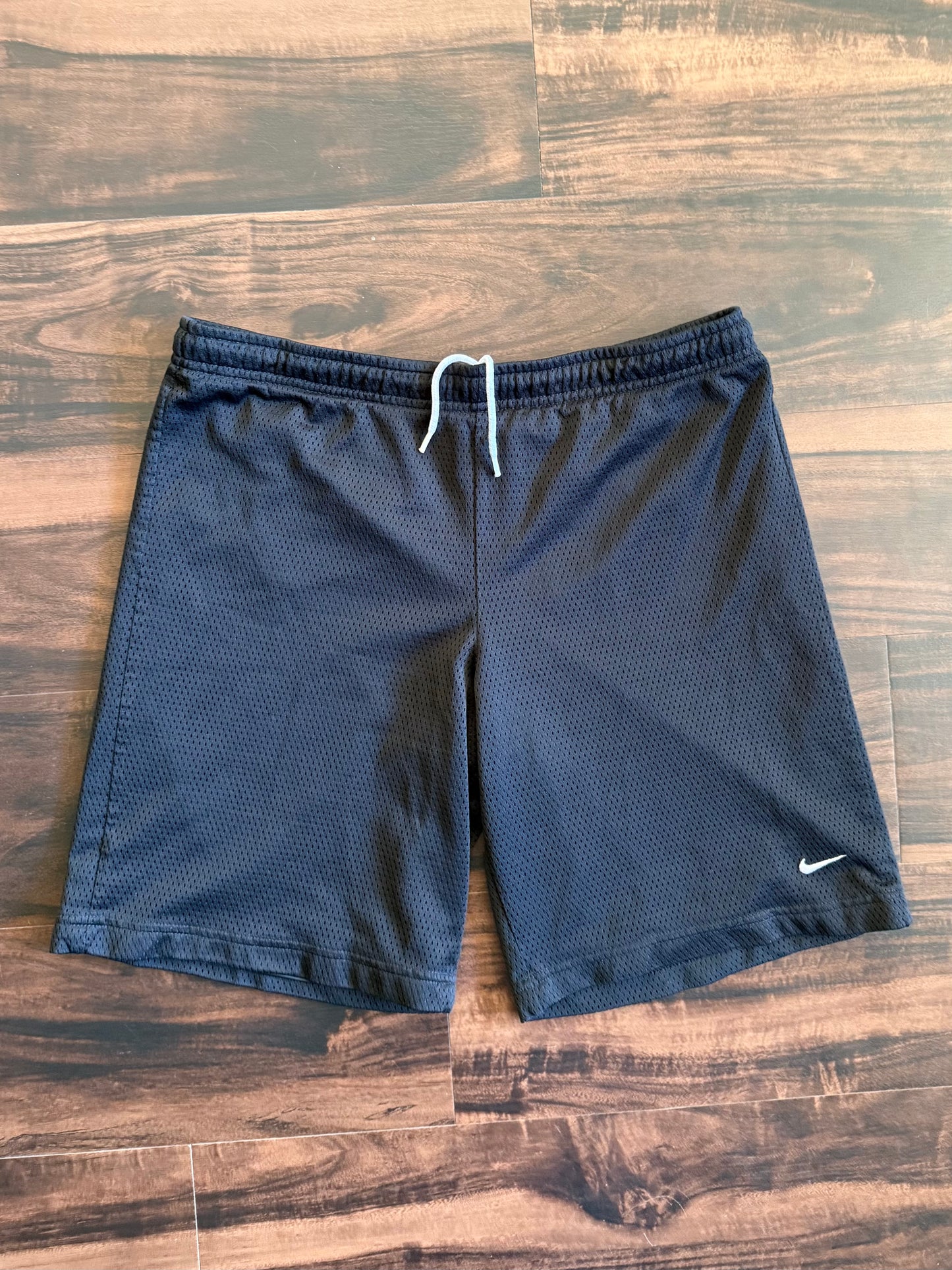 Vintage Y2K Nike Black Athletic Shorts- 32