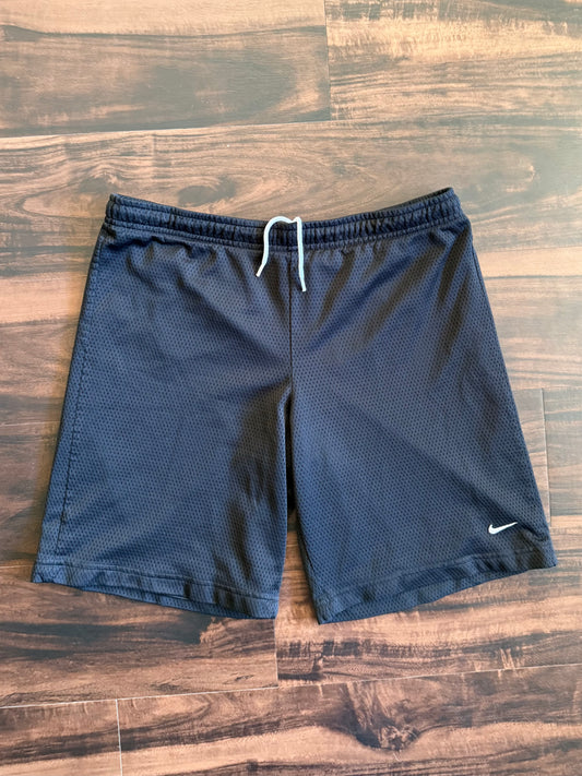 Vintage Y2K Nike Black Athletic Shorts- 32