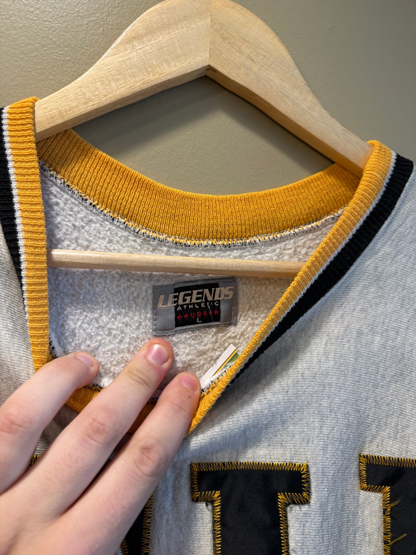 Vintage Pittsburgh Steelers Giant Spellout Crewneck Sweatshirt- L