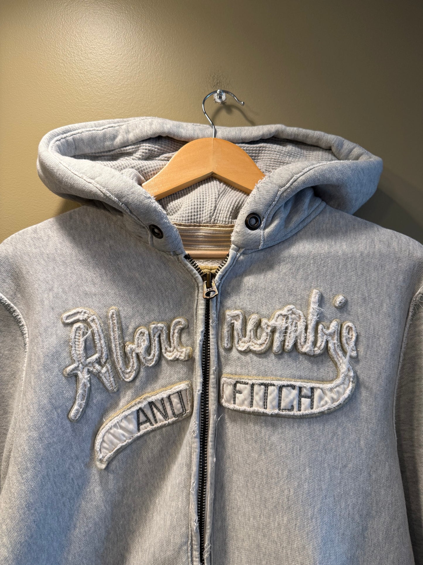 Vintage Abercrombie & Fitch Gray Appliqué Zip-Up Hoodie Sweatshirt- XL
