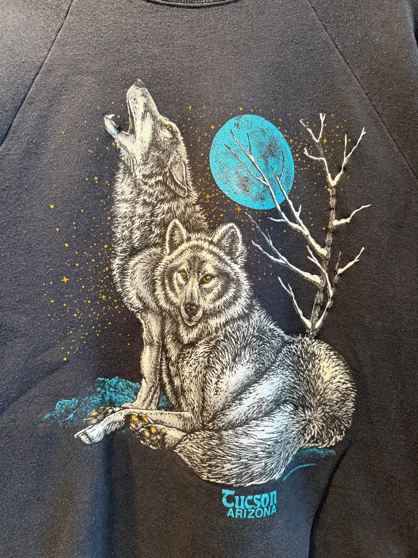 Vintage Wolf Blue Moon Tucson Arizona Crewneck Sweatshirt- L