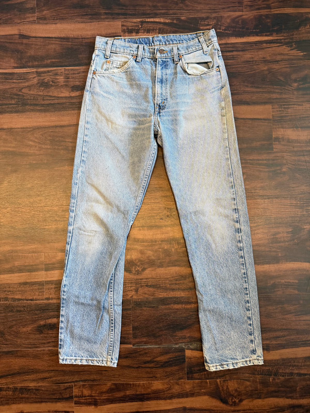 Vintage Levi’s 505 Light Wash Denim Jeans- 31x33