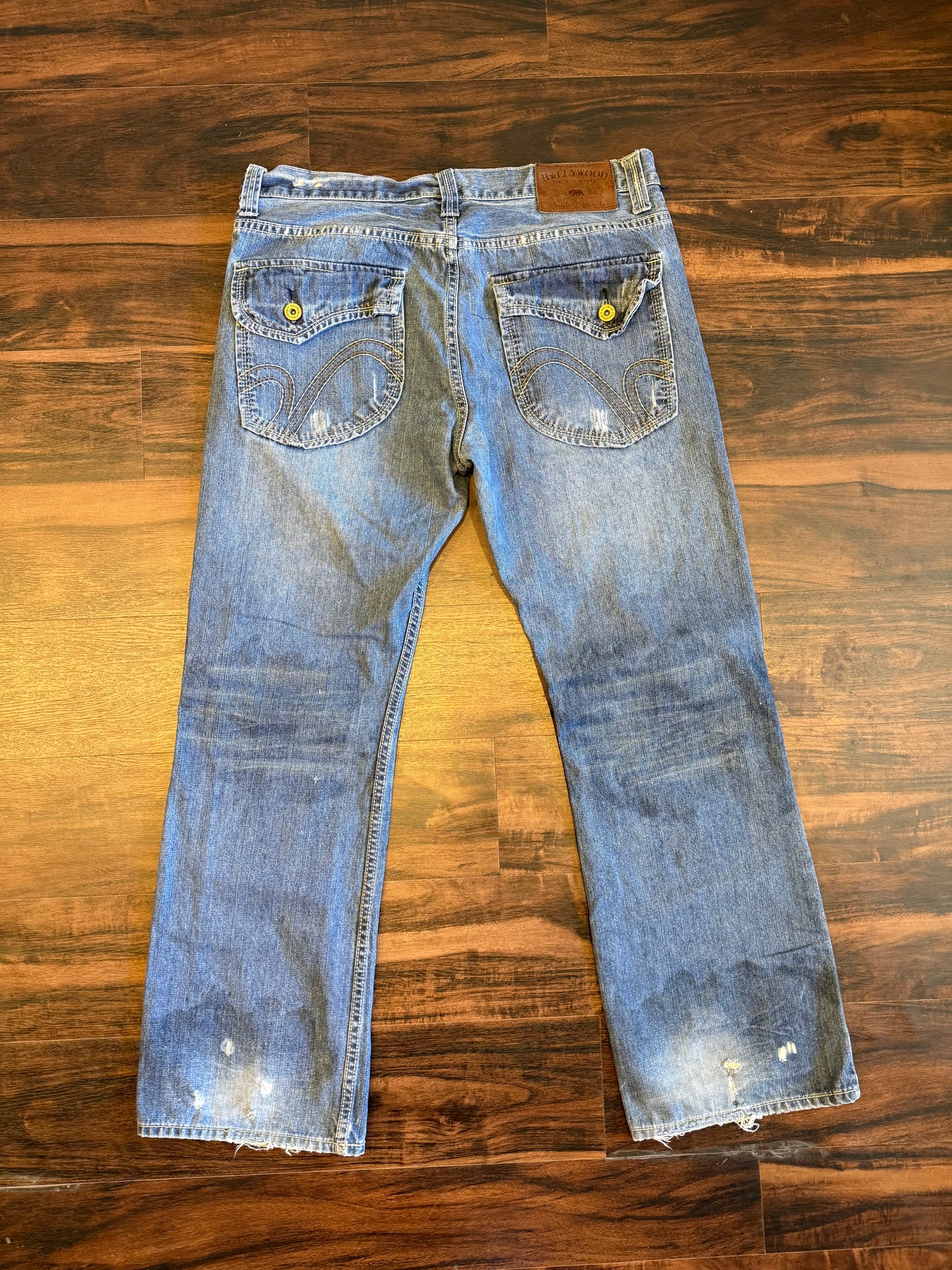 Vintage Hollywood Streetwear Boot Cut Distressed Jeans- 36x32