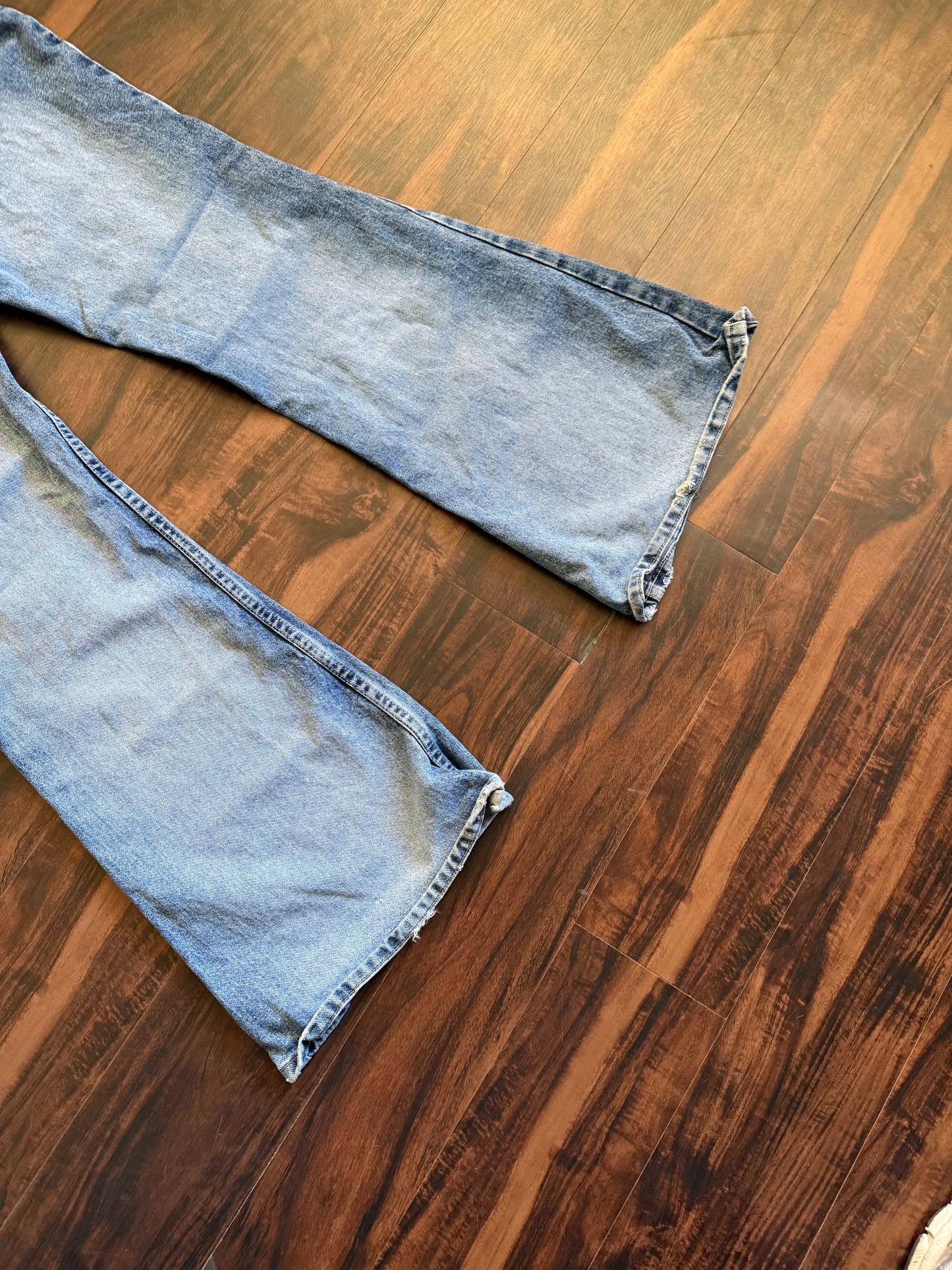 Vintage Y2K L.E.I. Flared Denim Jeans- 32x33