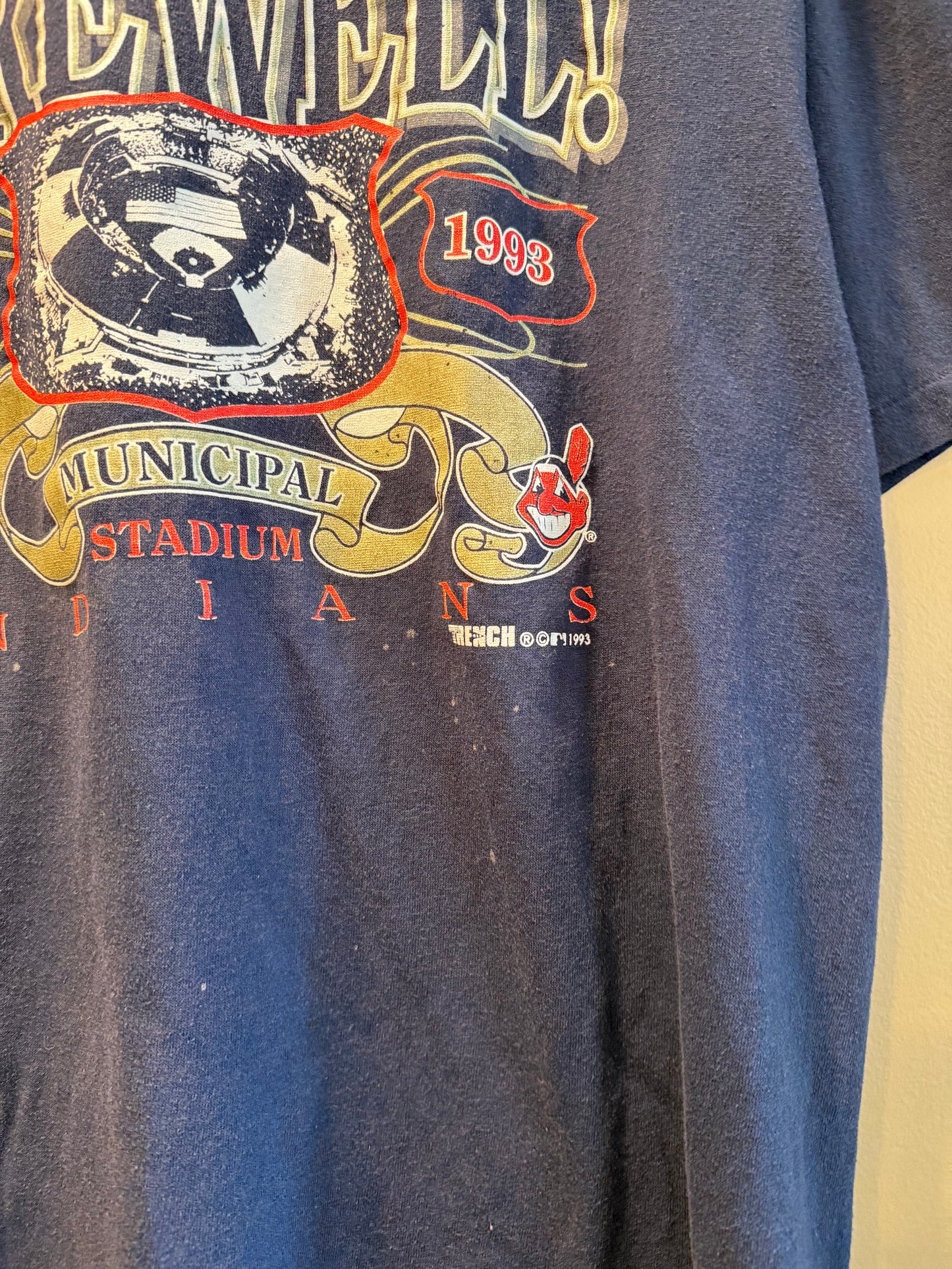 Vintage Cleveland Indians Farewell Municipal Stadium T-Shirt- L