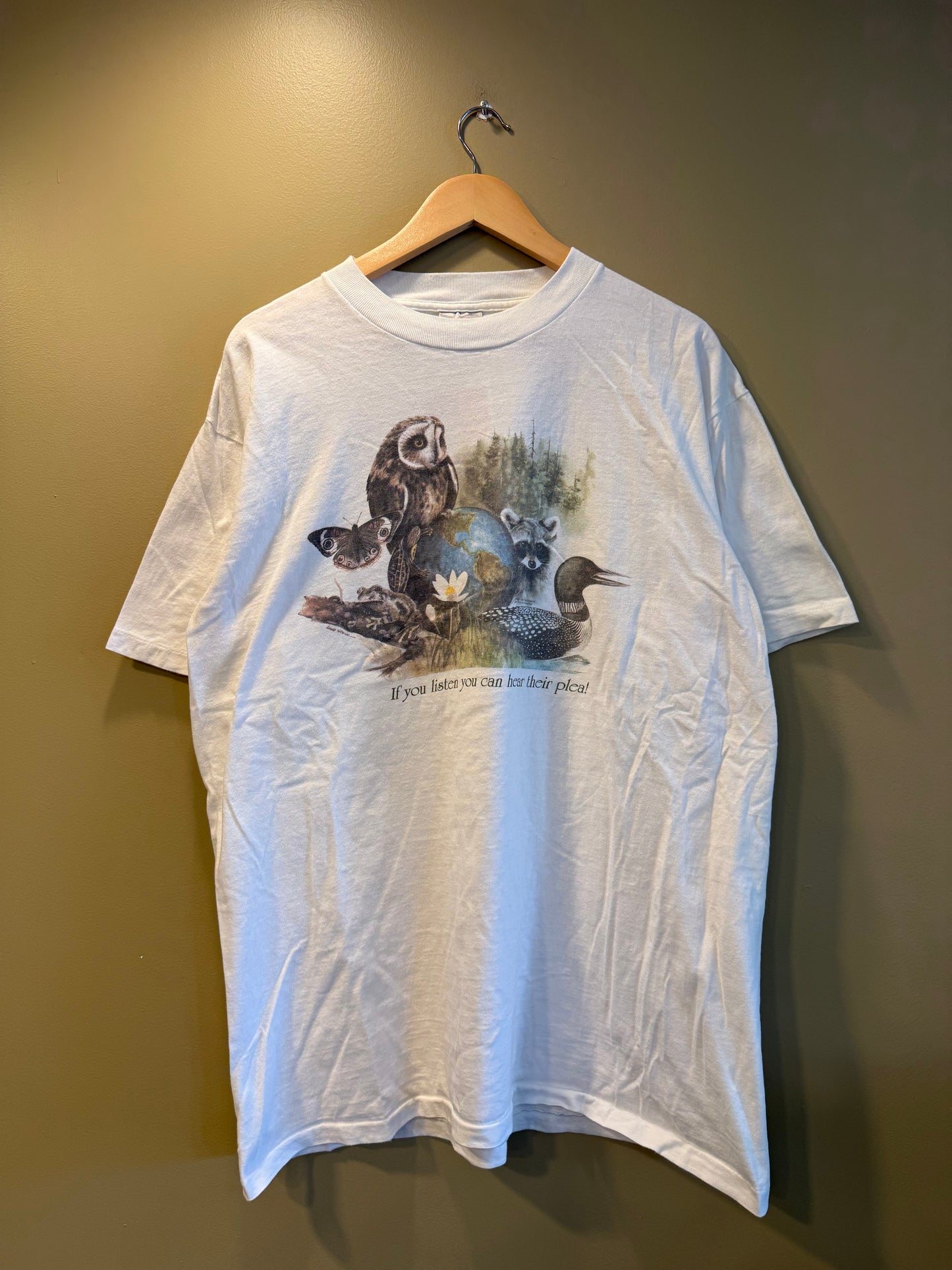 Vintage Hear Their Plea Nature T-Shirt- L