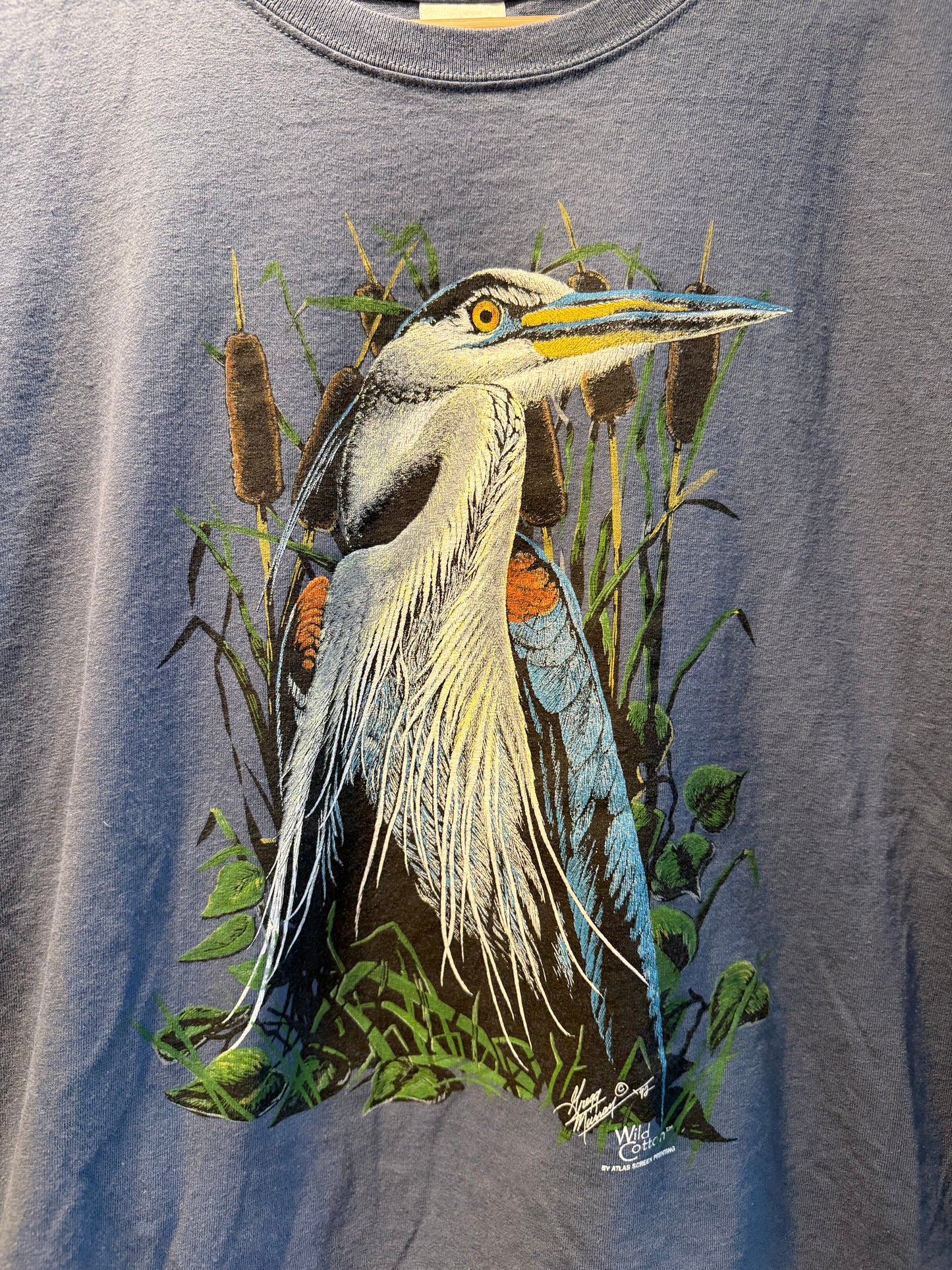 Vintage Blue Heron Bookstore Nature T-Shirt- L