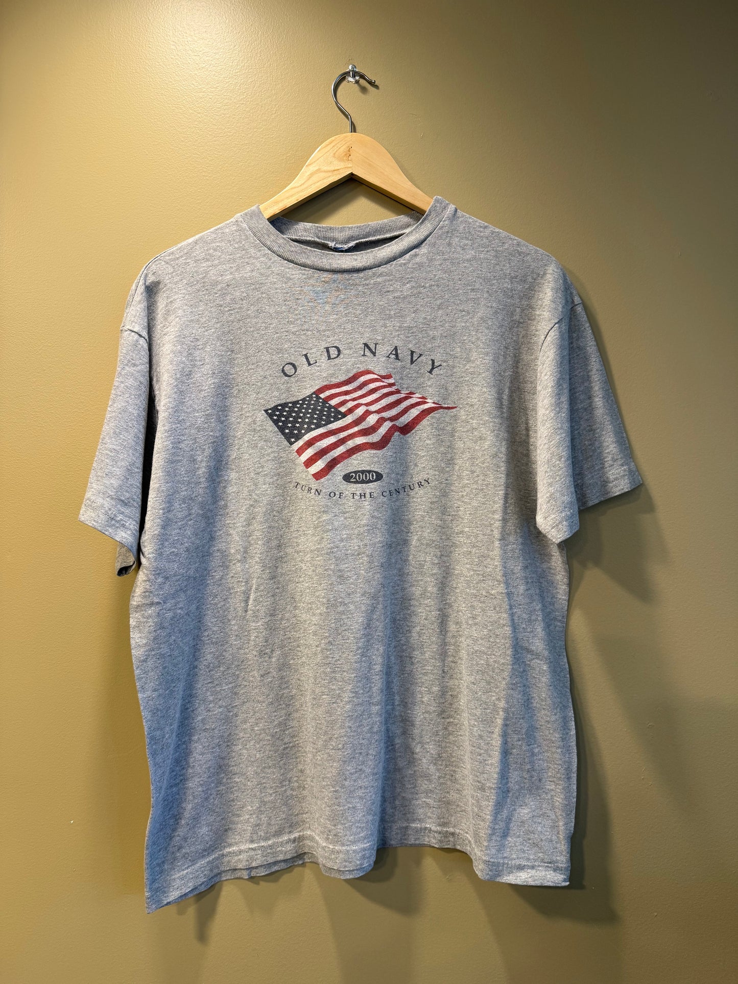 Vintage Old Navy 2000 American Flag Gray T-Shirt- L