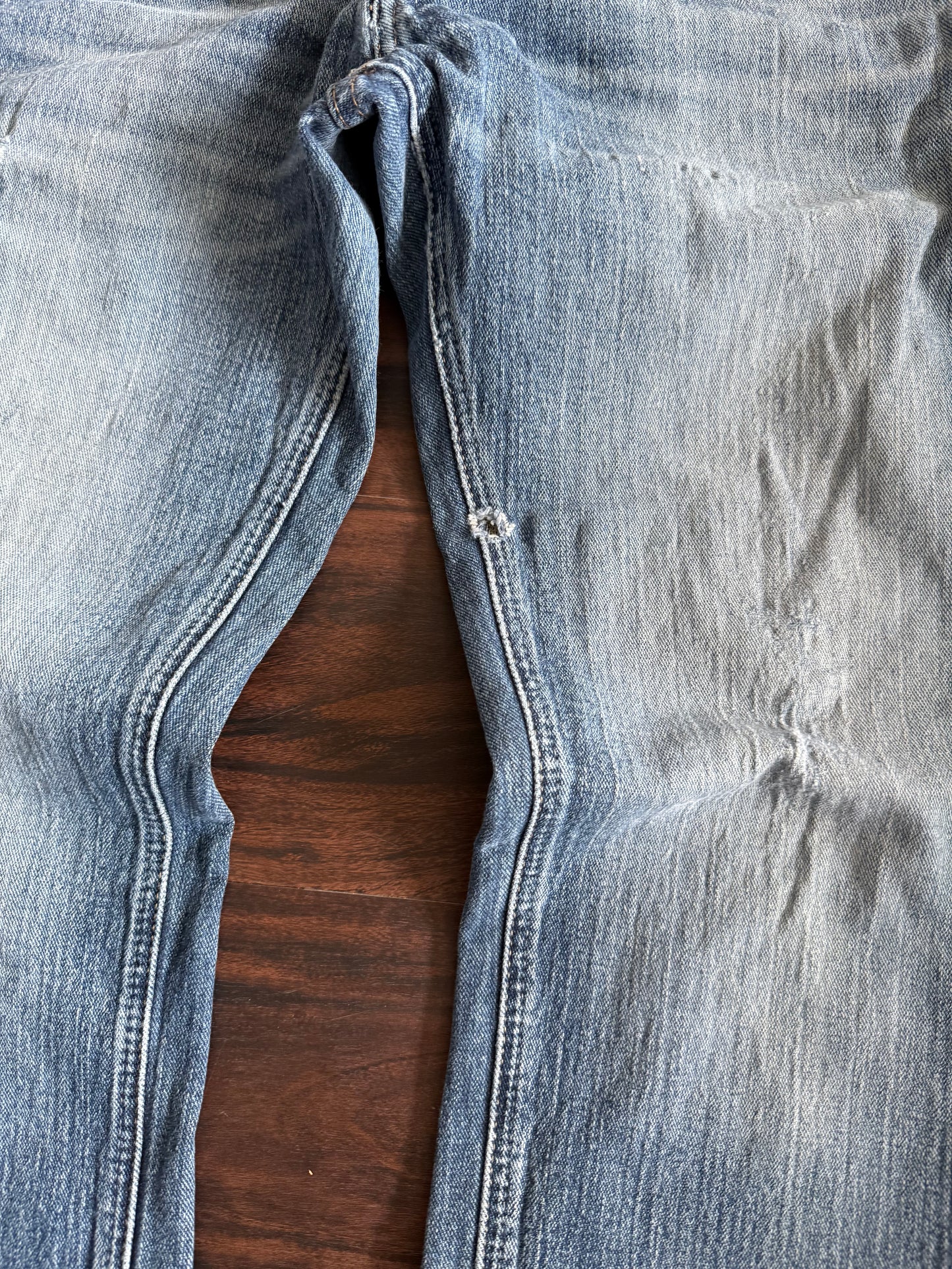 Vintage Ariat Slim Straight Cowboy Light Wash Denim Jeans- 33x34