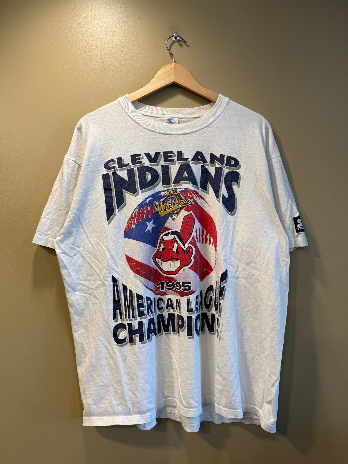 Cleveland Indians Starter American League Champions White T-Shirt- L