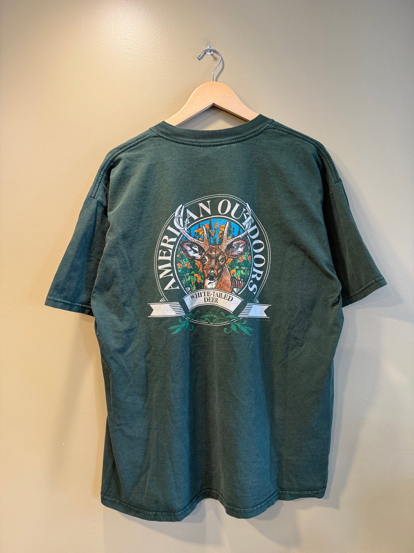 Vintage American Outdoors White Tail Deer Green Pocket T-Shirt