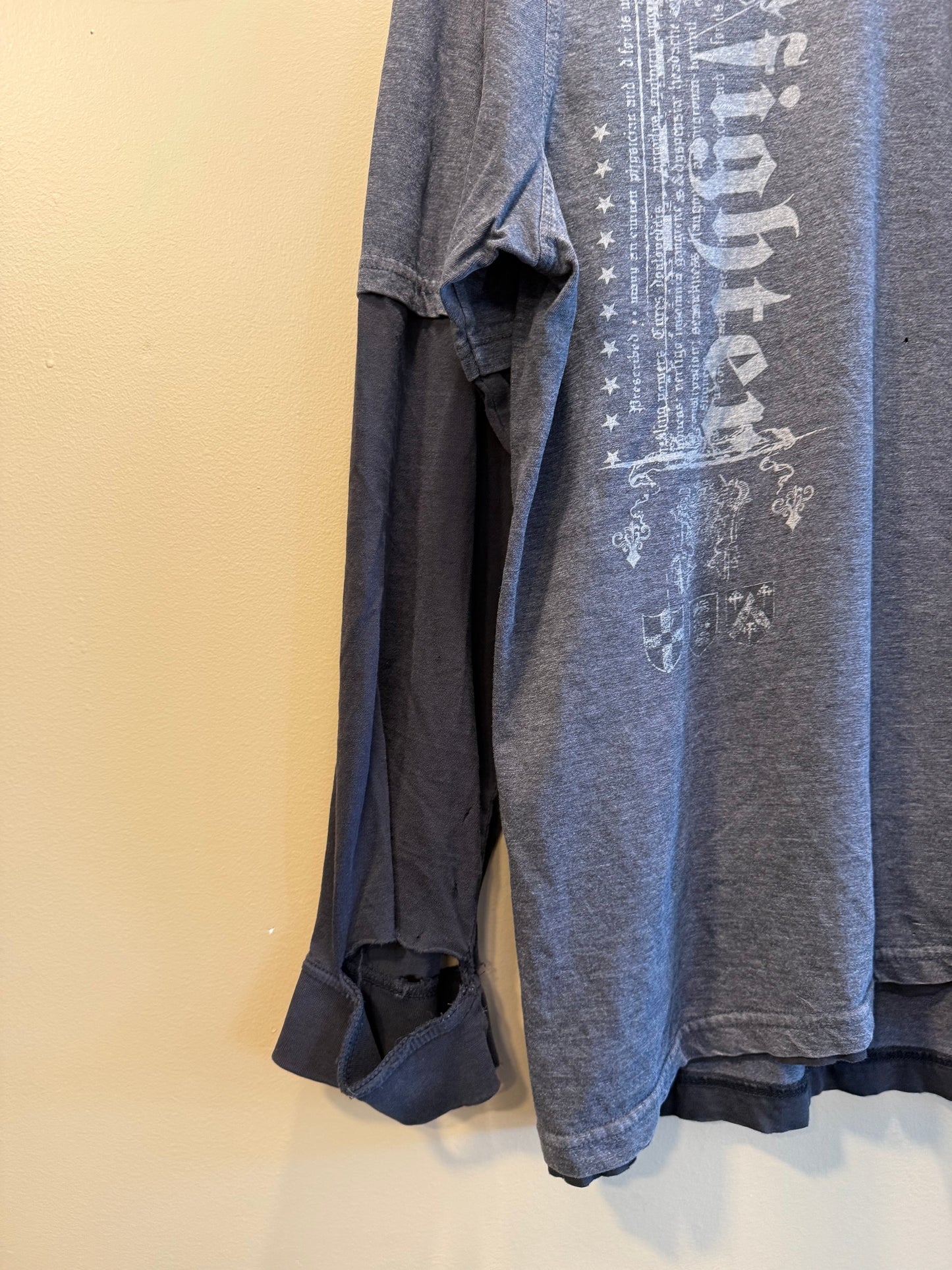Vintage Y2K UK Fighter Distressed Long Sleeve T-Shirt- L