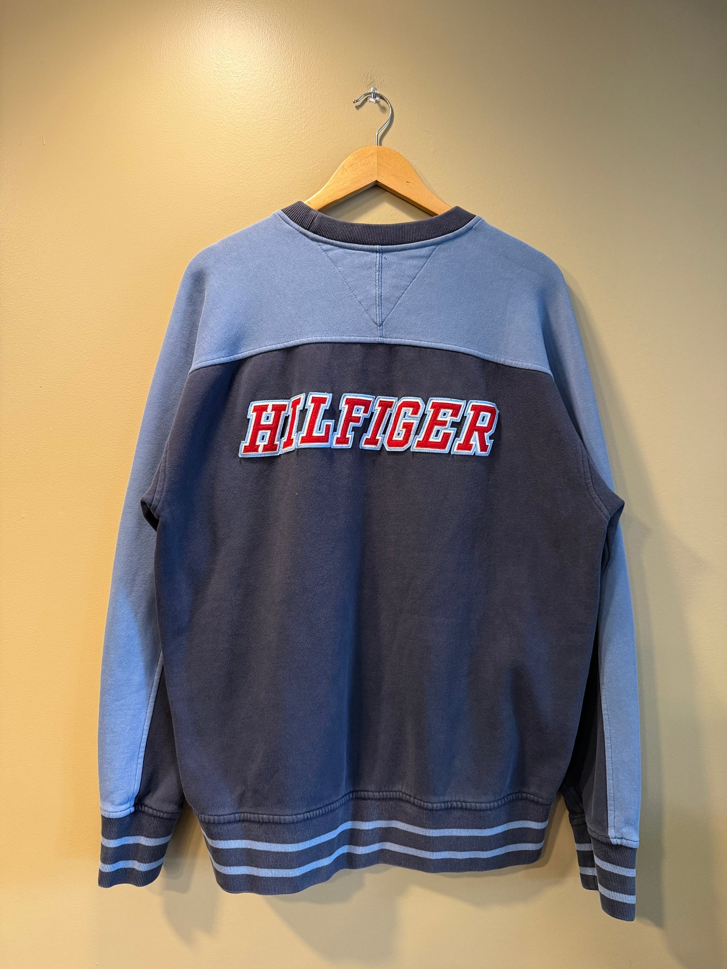 Vintage Tommy Hilfiger Streetwear Double-Sided Crewneck Sweatshirt- L