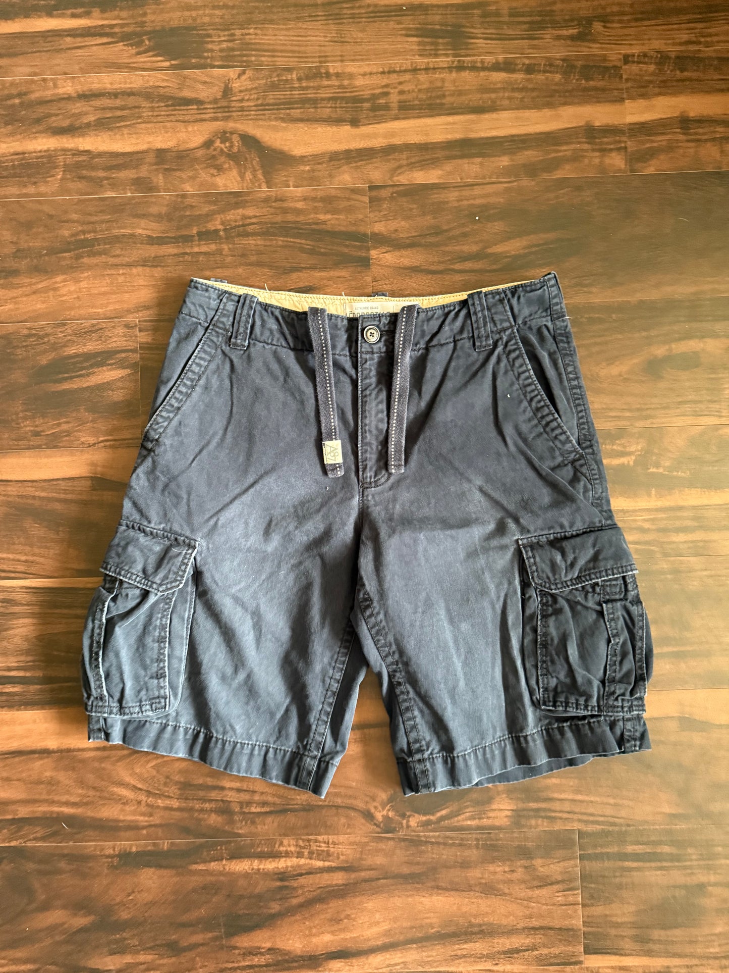 Vintage Y2K Aeropostale Navy Blue Baggy Fit Cargo Shorts- 34