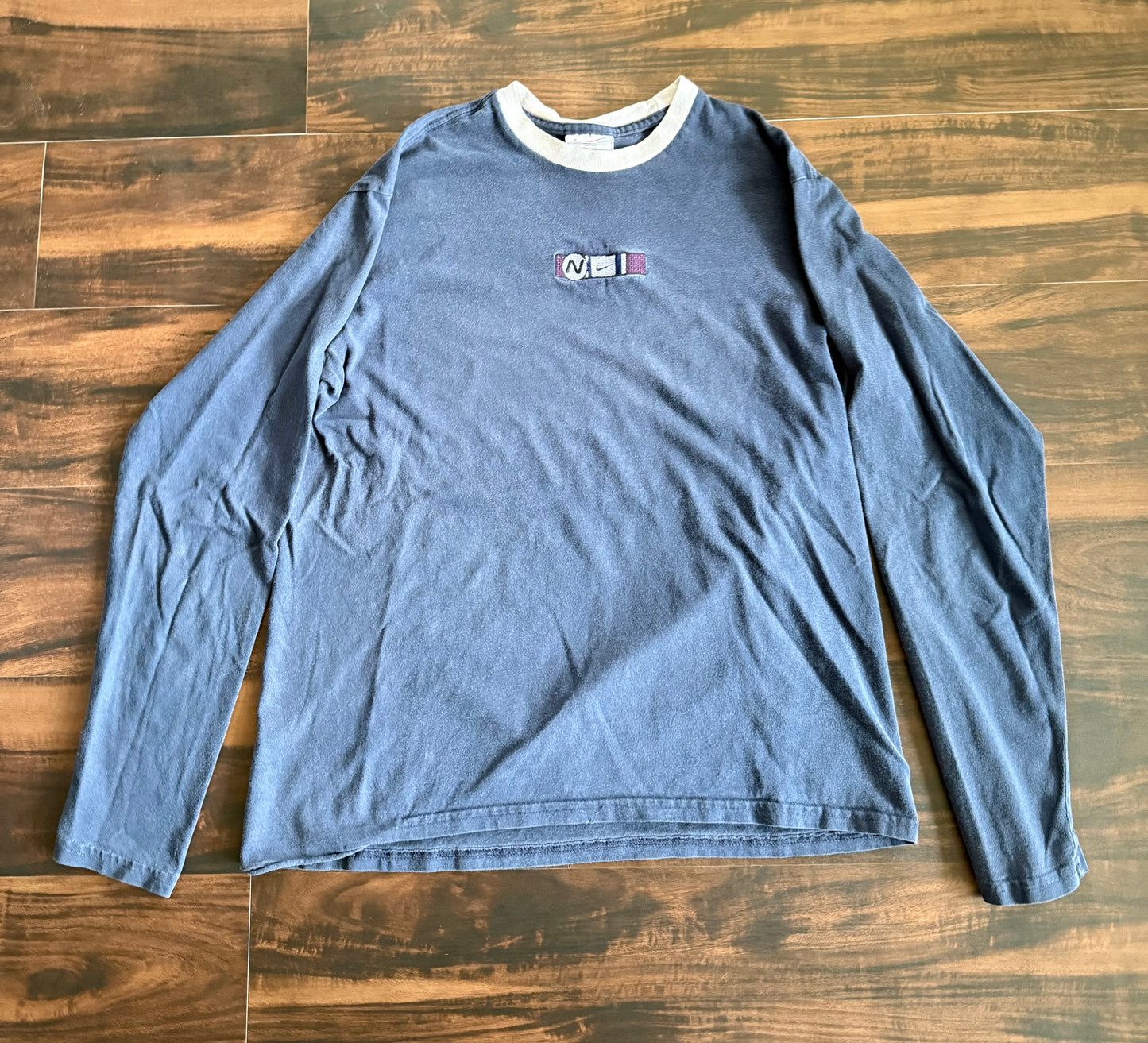 Vintage Nike Long Sleeve Blue & Purple Embroidered T-Shirt- S
