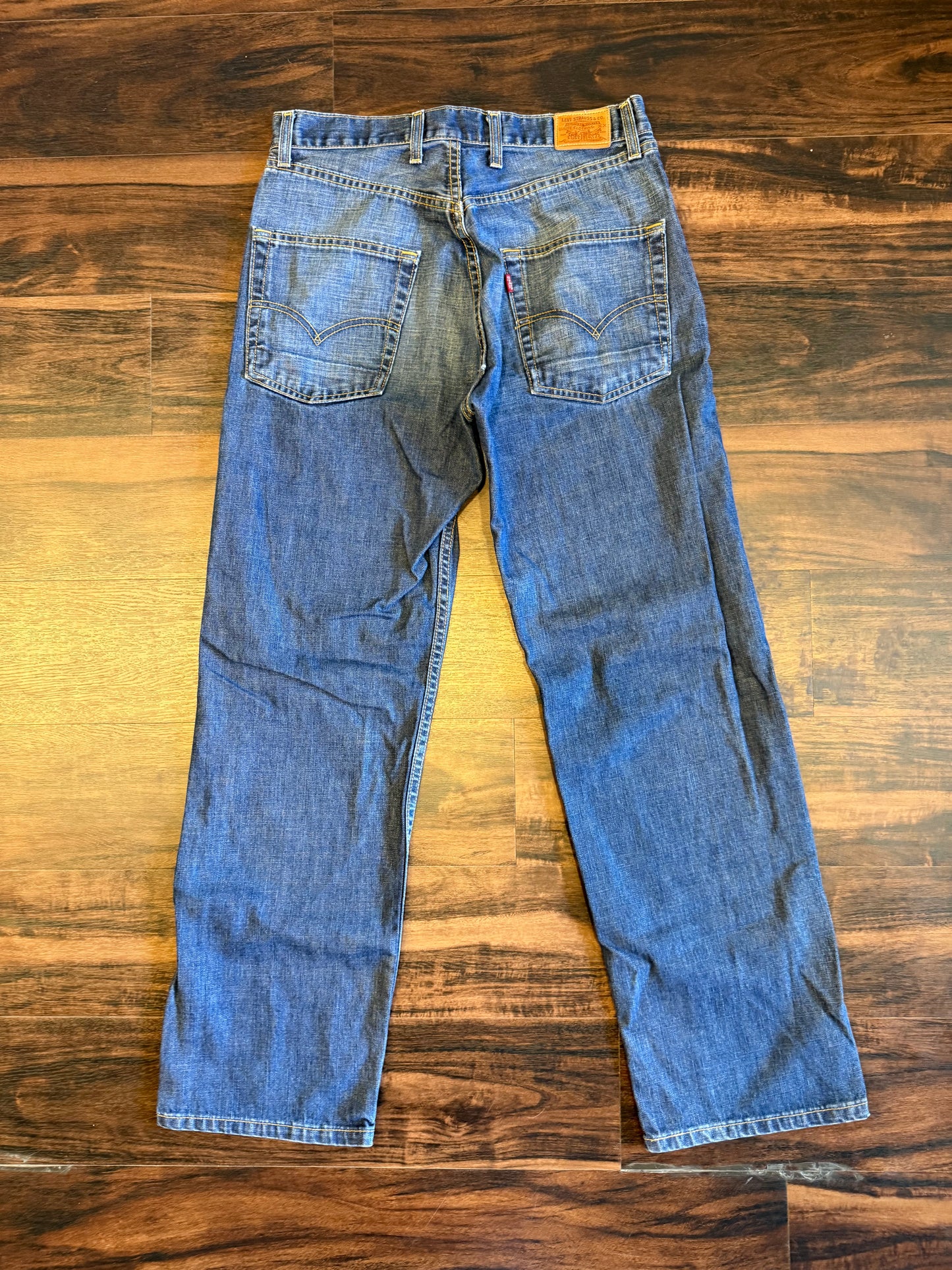 Vintage Levi’s Made In USA XX Dark Wash Jeans- 32x32