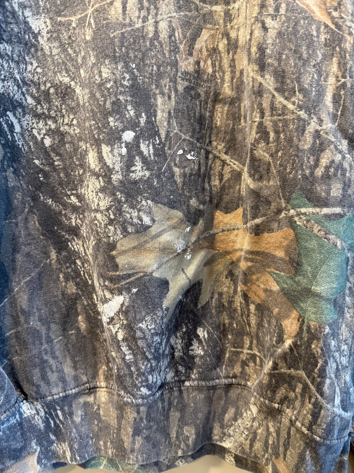Vintage Jerzees Outdoors Mossy Oak Paint Stained Tree Camo Crewneck Sweatshirt- L