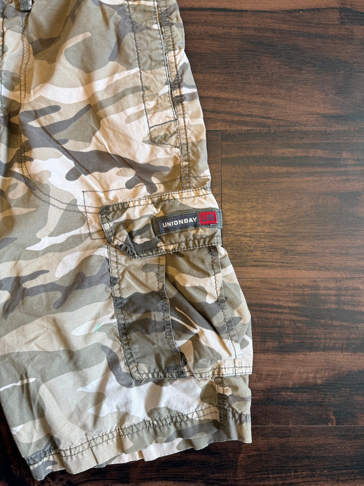 Vintage Union Bay Military Camouflage Cargo Shorts- 28