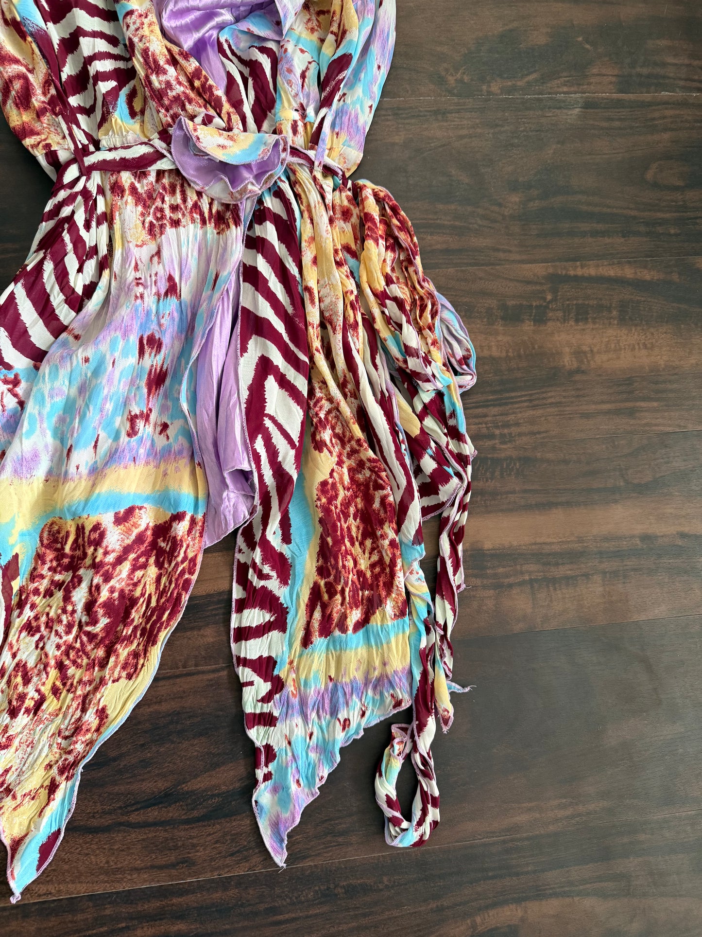 Vintage Y2K Patterned & Textured Top- L