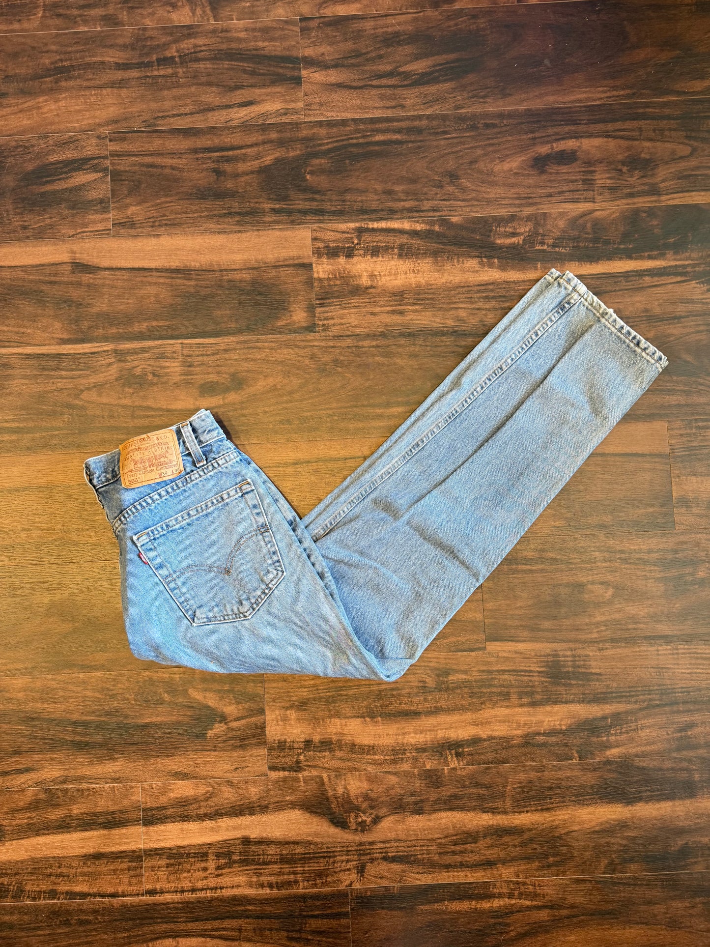 Vintage Levi’s 505 Light Wash Jeans- 32x31