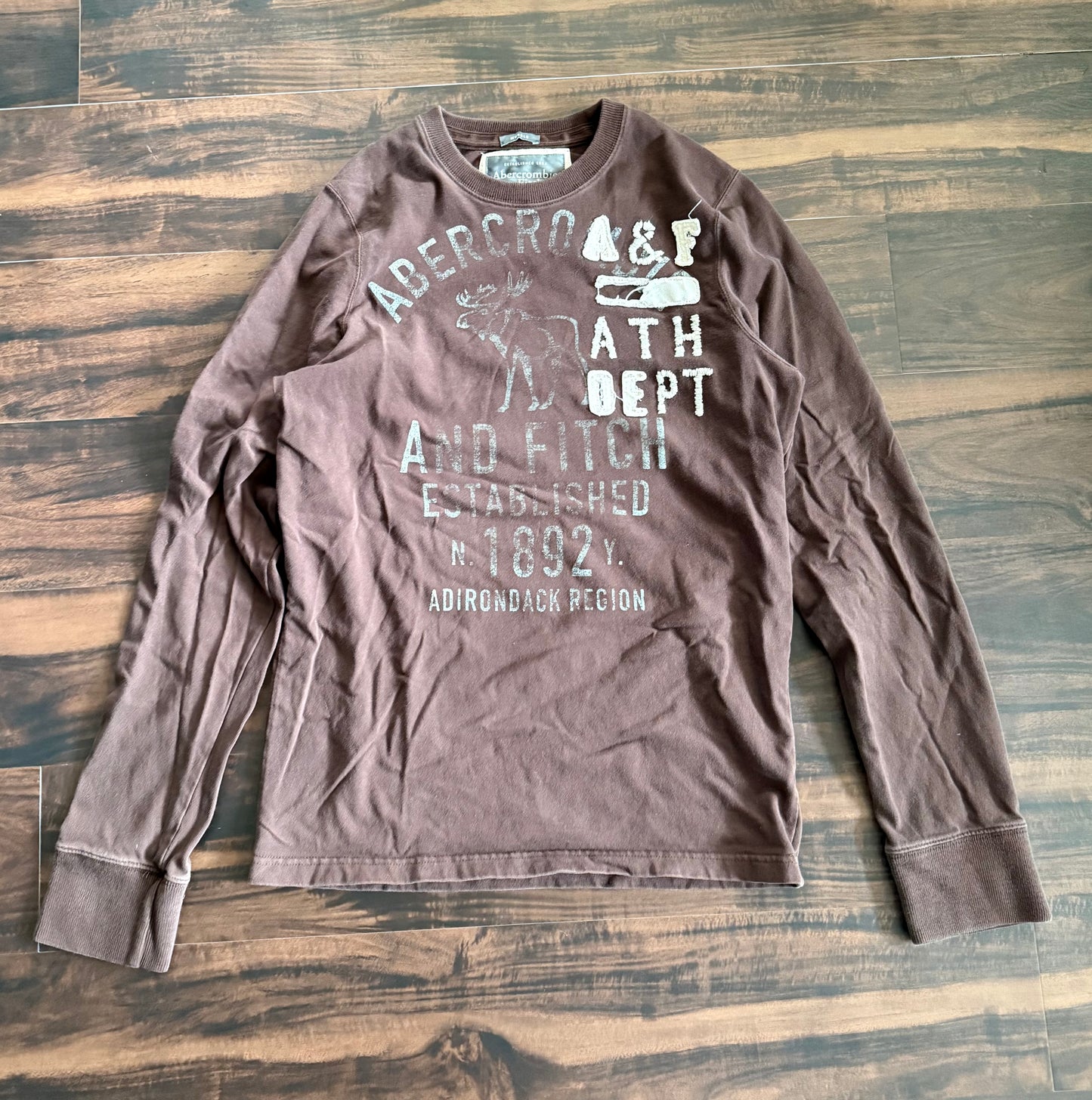 Vintage Abercrombie & Fitch Y2K Brown Long Sleeve T-Shirt- S/M