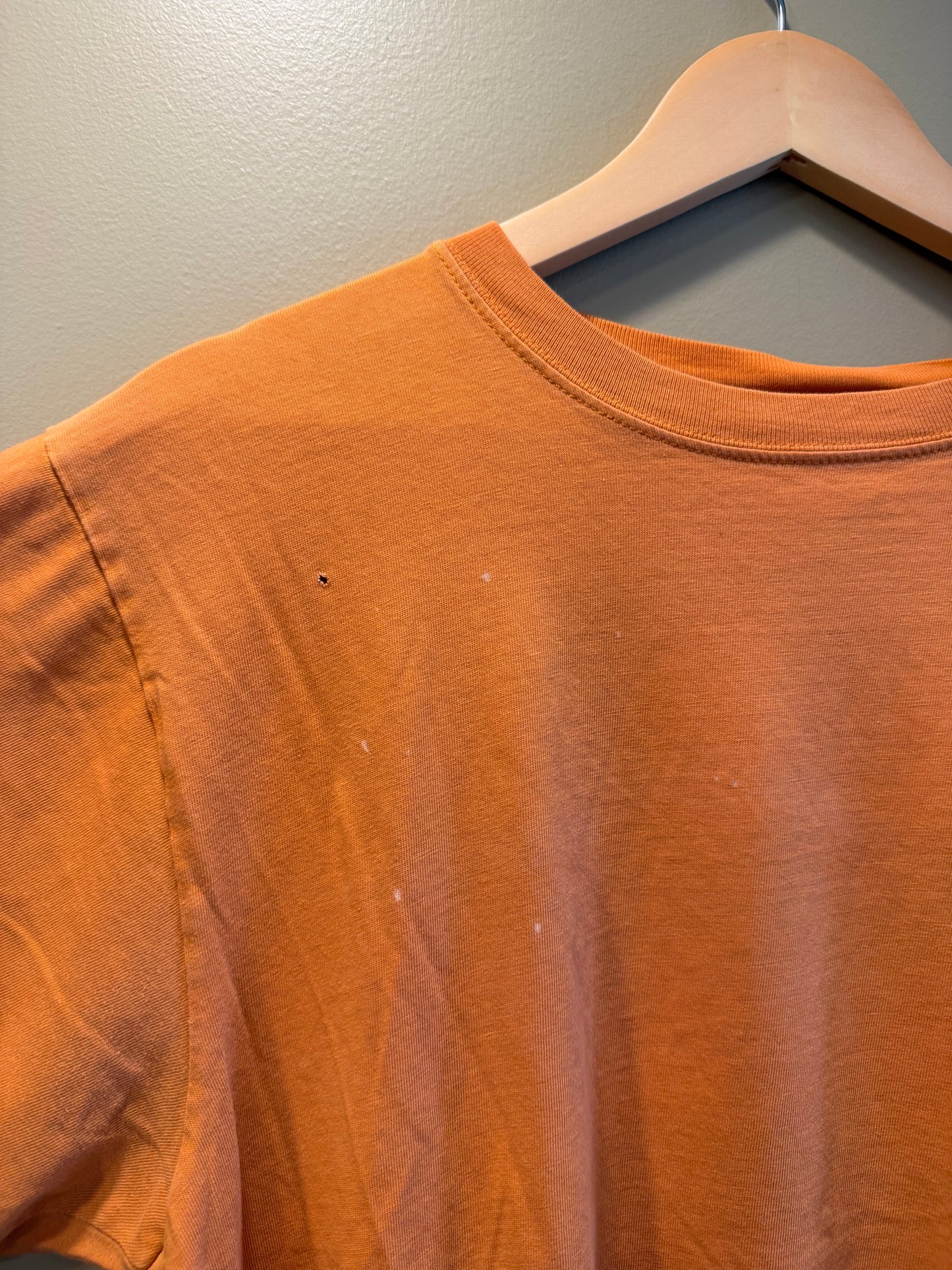 Vintage Hard Rock Cafe Orange Cayman Islands T-Shirt- L