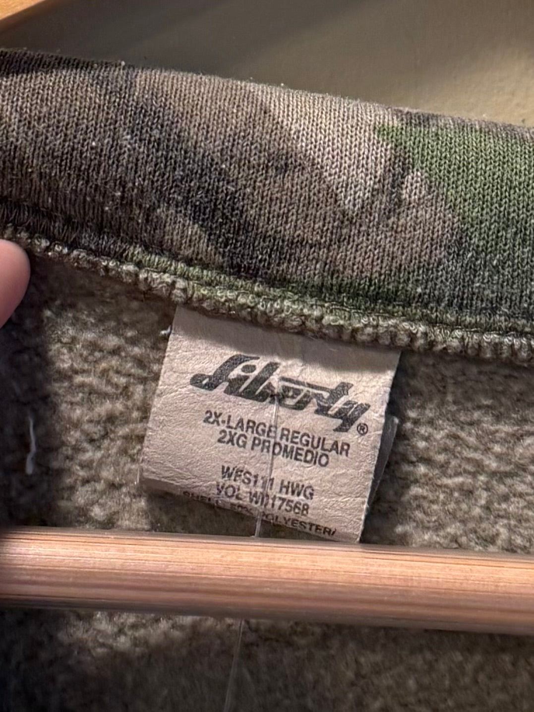 Vintage Liberty RealTree Hardwoods Camo Quarter-Zip Sweatshirt- XXL