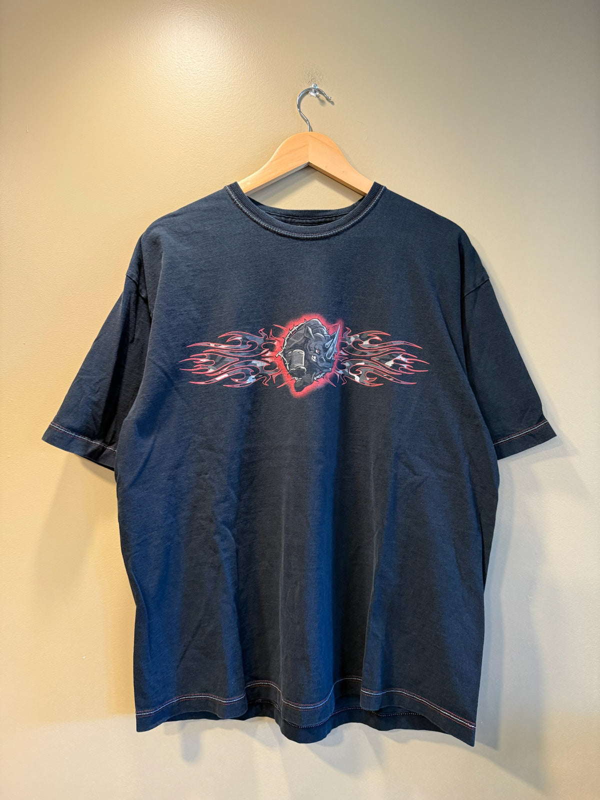 Vintage Y2K No Boundaries Rhino T-Shirt - L